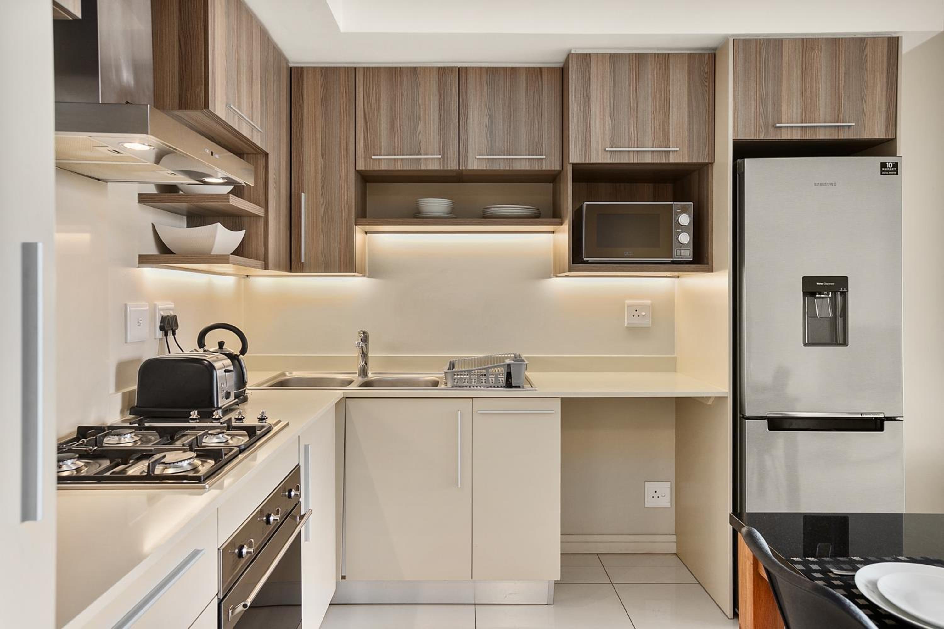 Easy Stay - The Tyrwhitt Rosebank