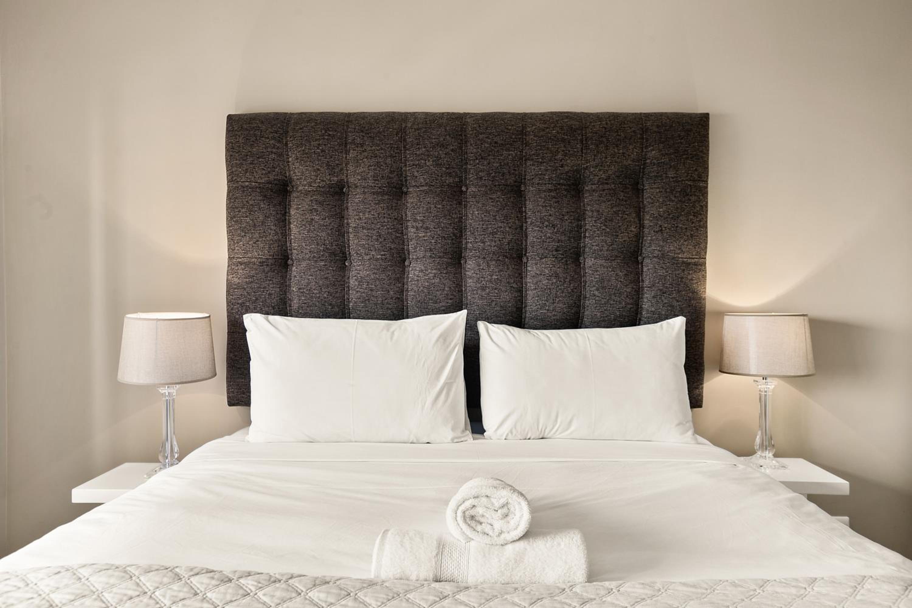 Easy Stay - The Tyrwhitt Rosebank