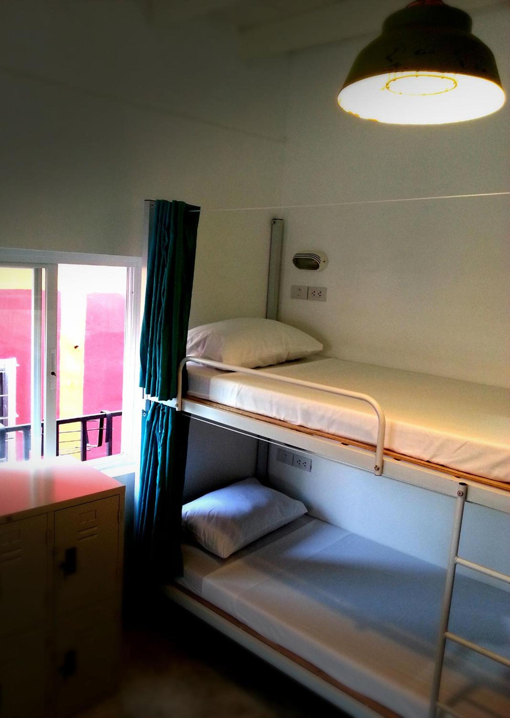 PLOY Hostel