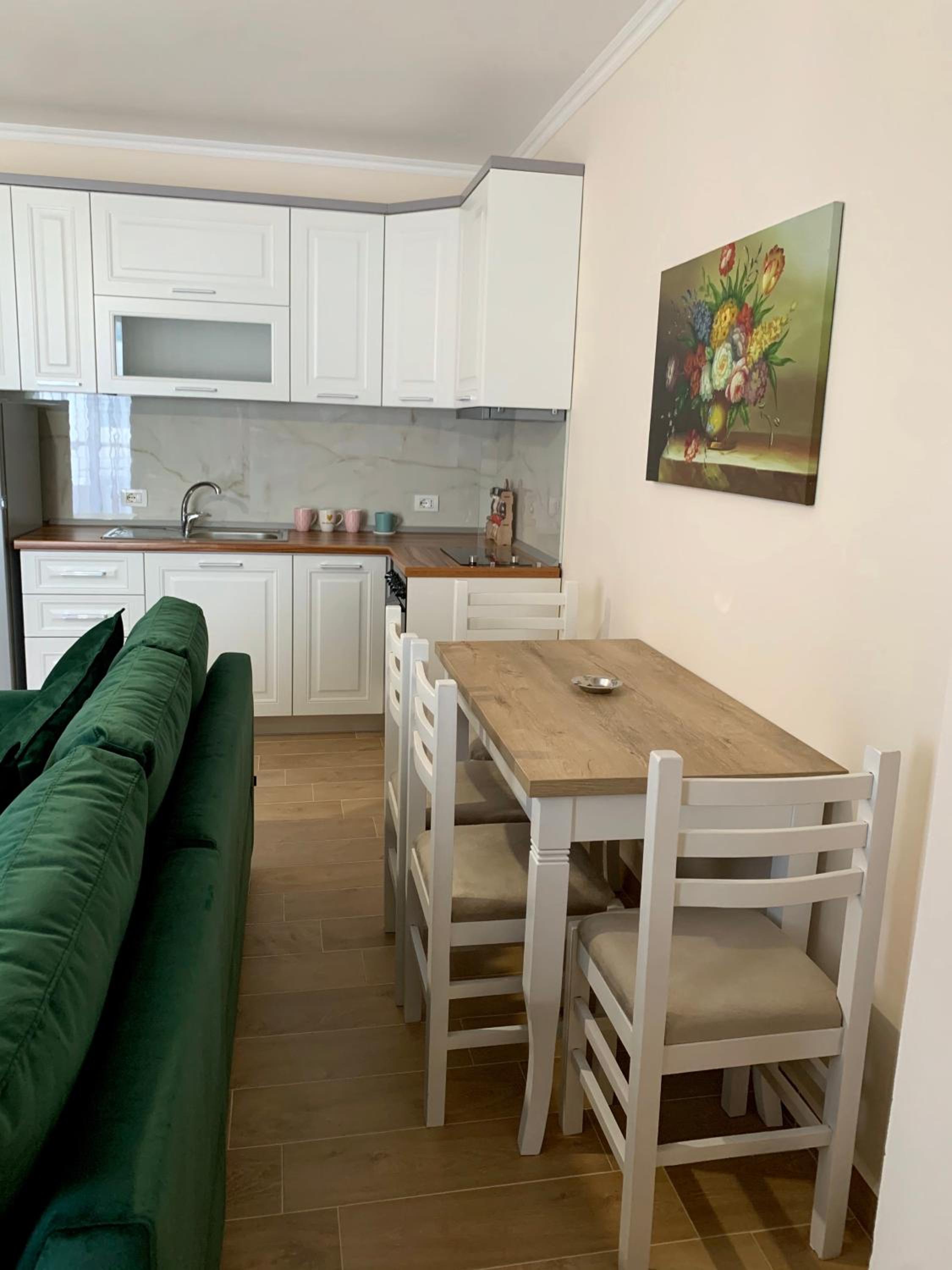 Alb's Apartment 2