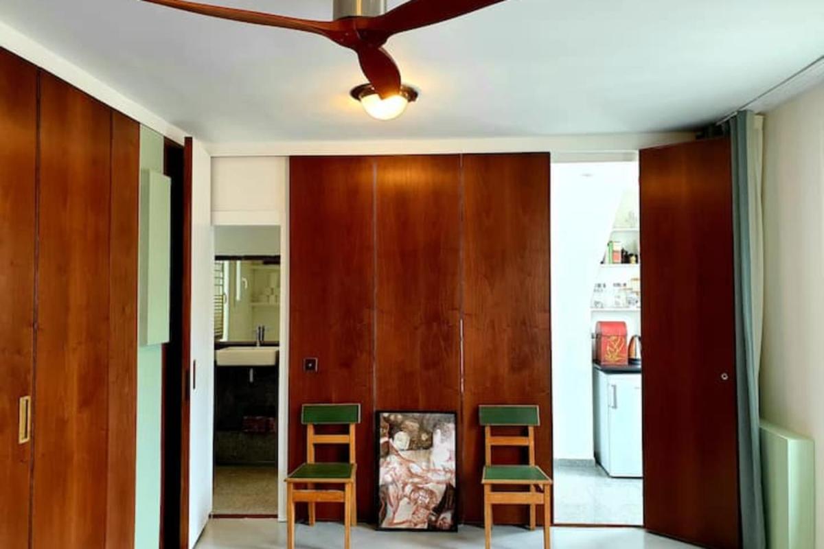 Bright & Modern Studio With Great Sun Exposure
