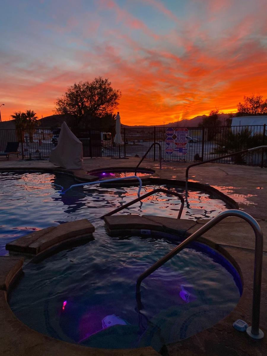 Delight's Hot Springs Resort