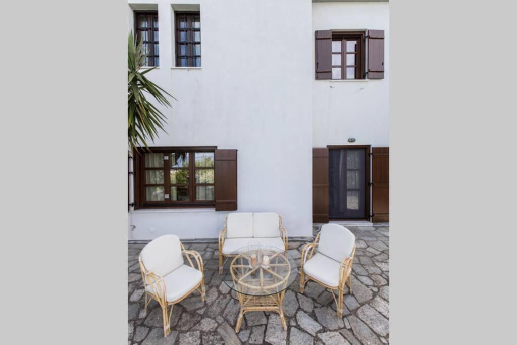 Aegean's Whispery Seafront Villa view 3
