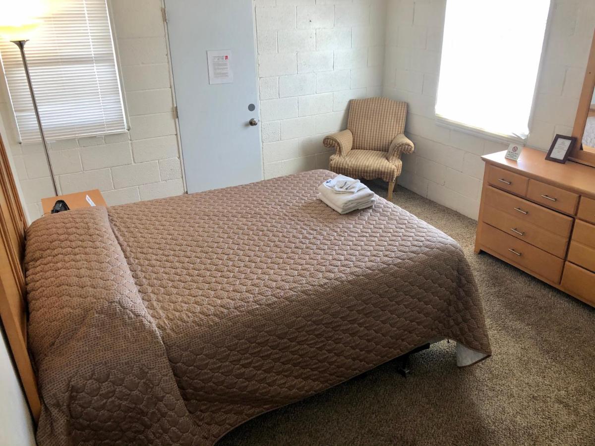 Delight's Hot Springs Resort
