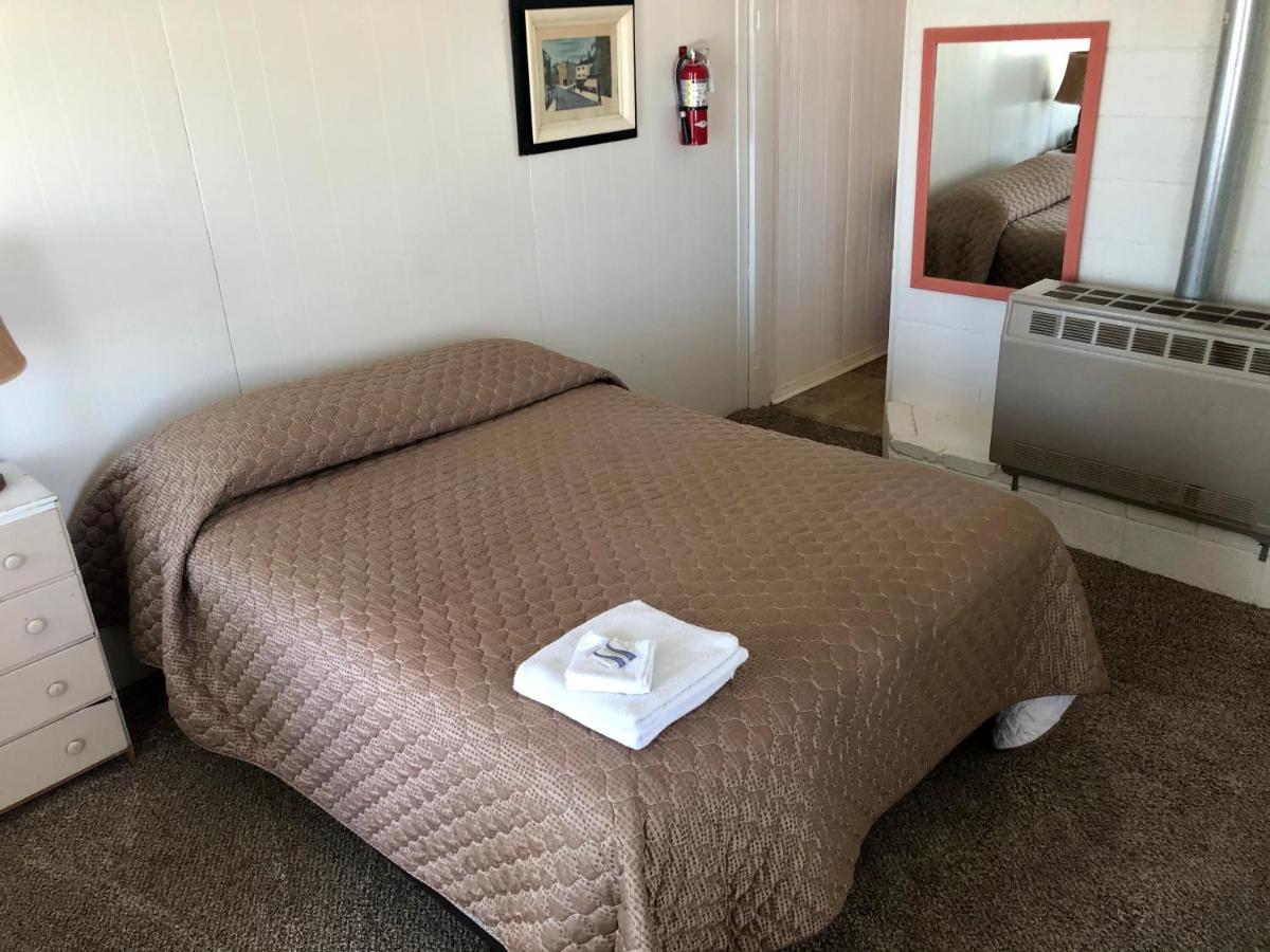 Delight's Hot Springs Resort