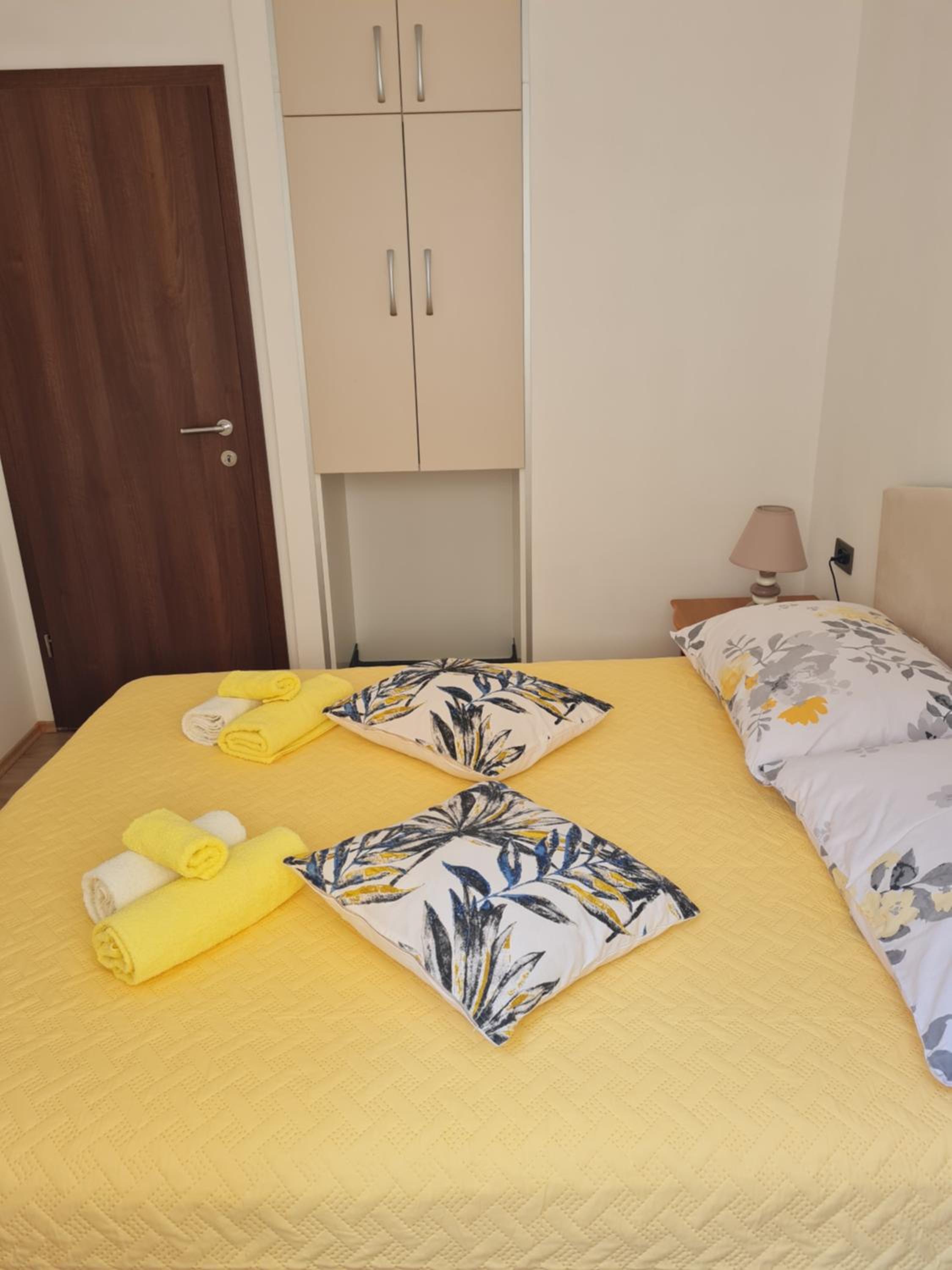 Apartments Hana