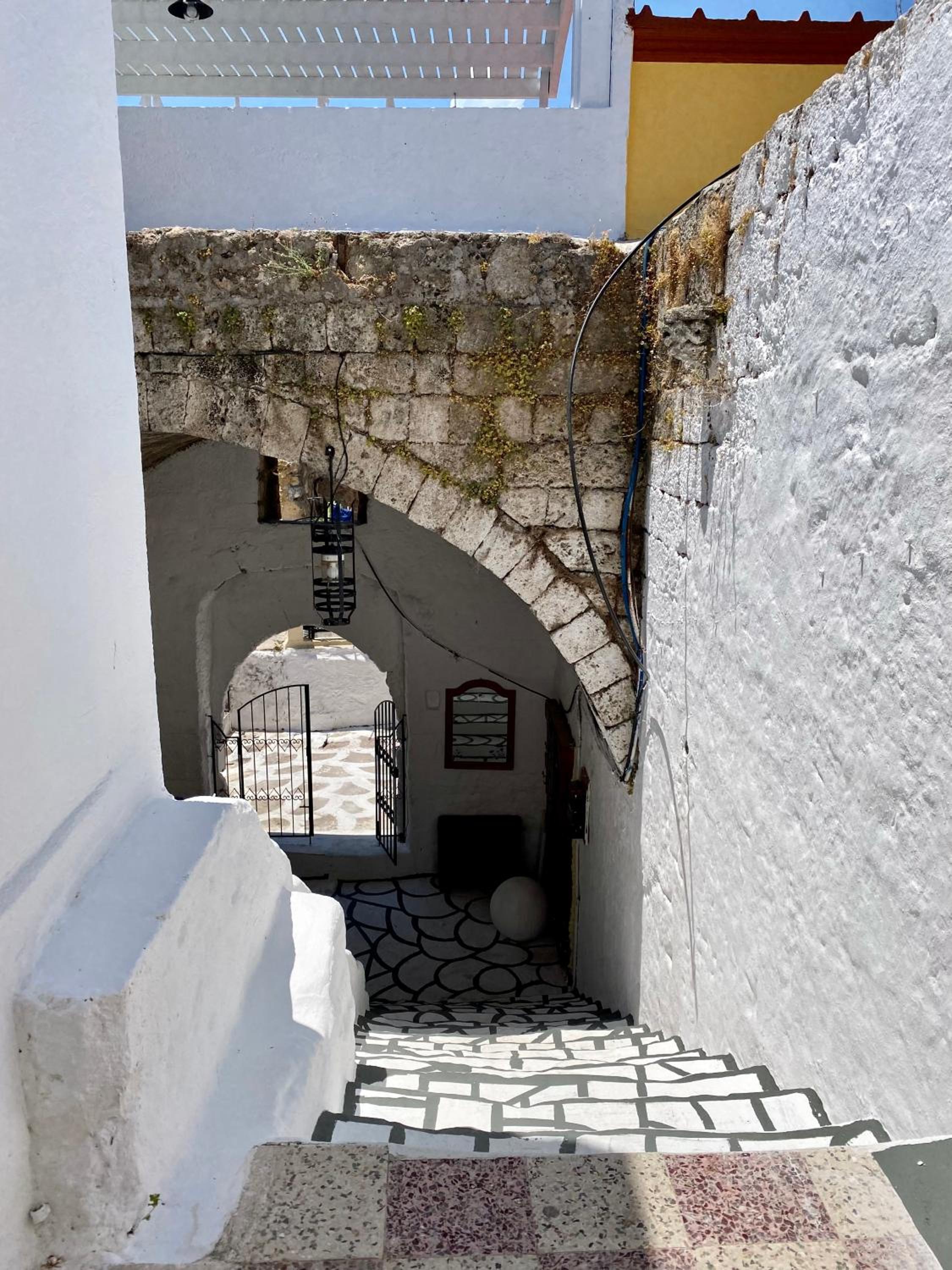 Domus Fidias view 3