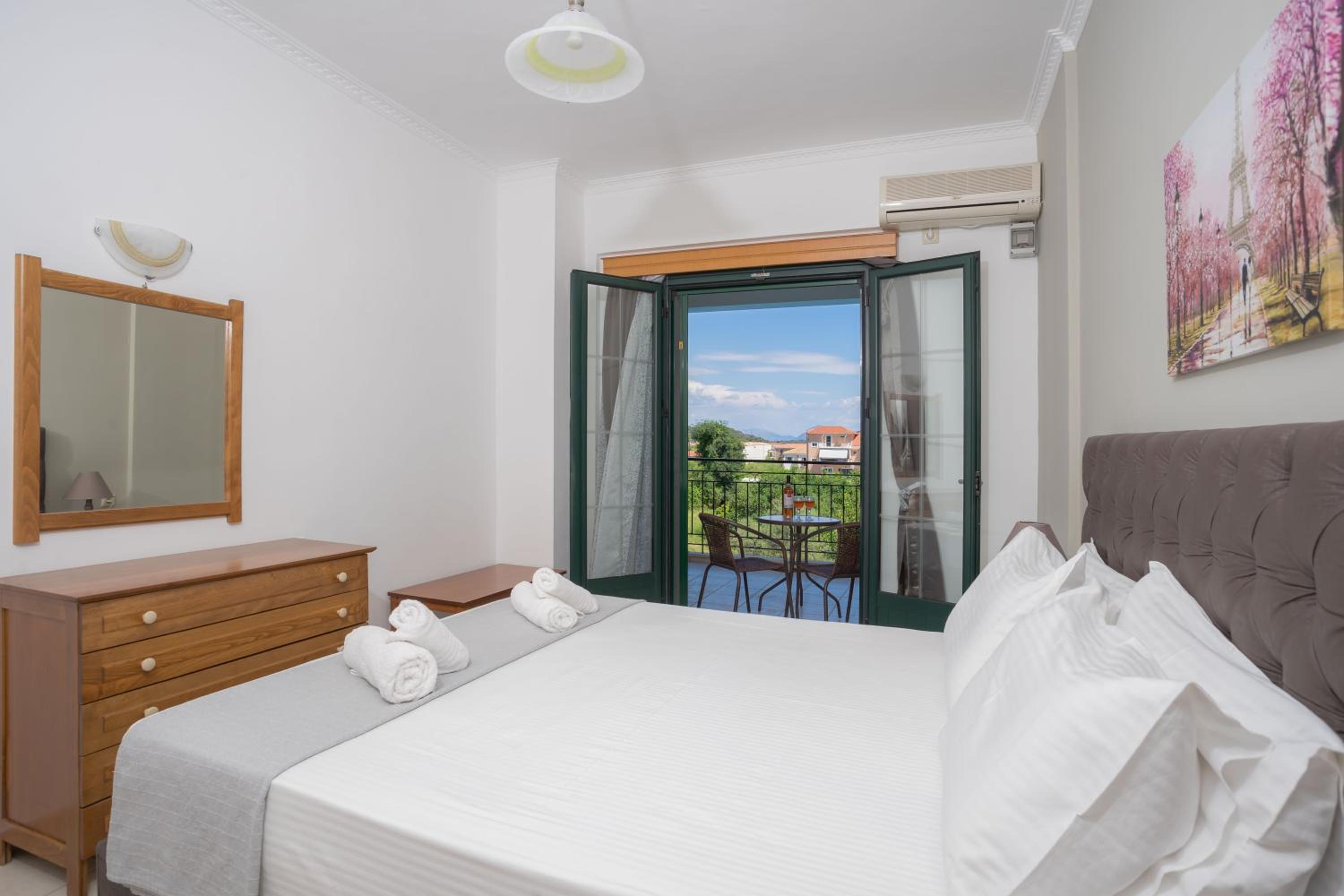 Ionion Apartments & Studios view 5
