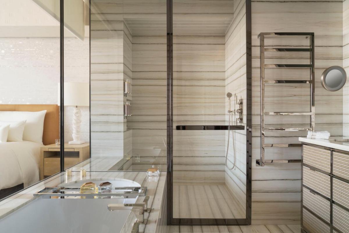 Cheval Blanc Paris 12