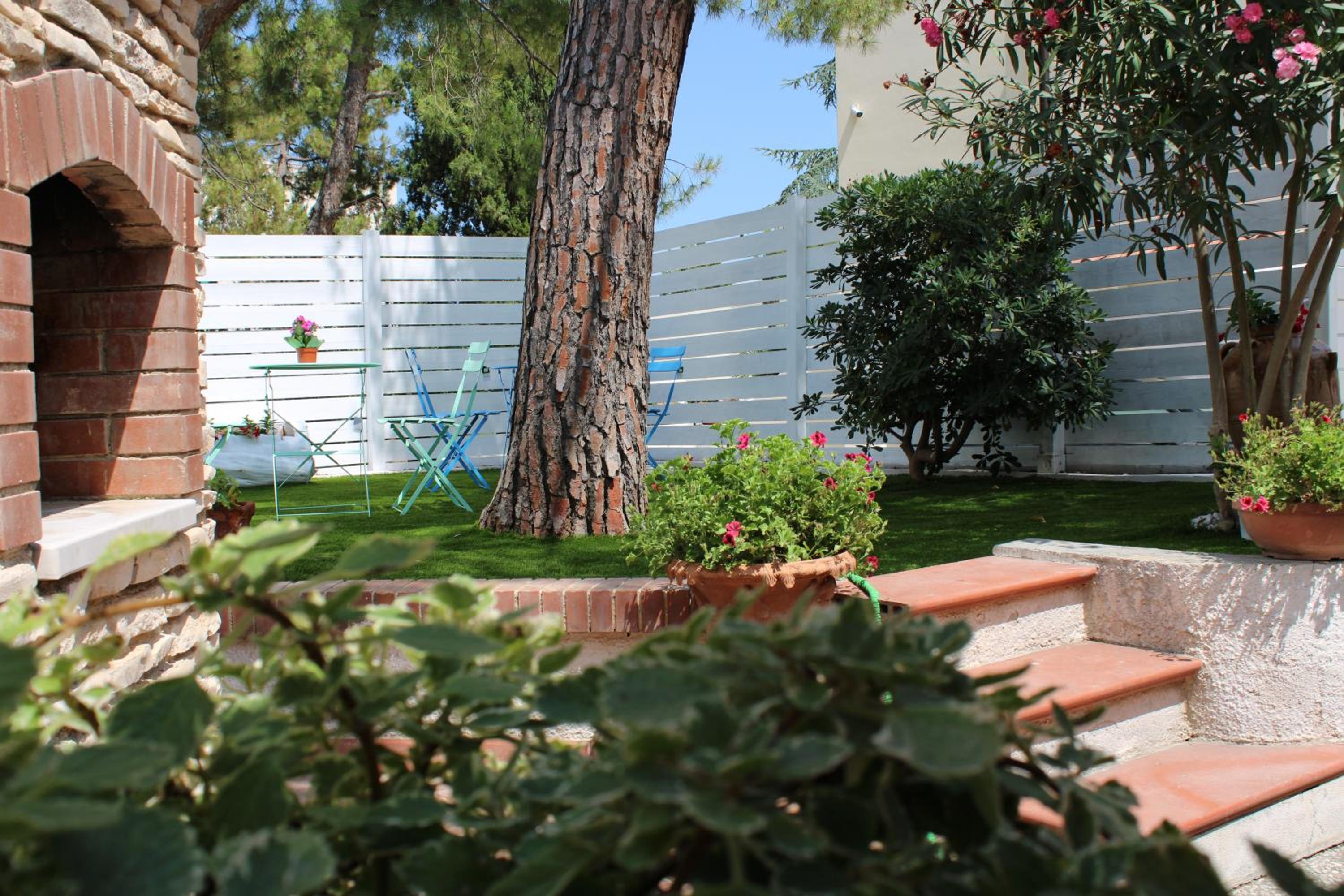 Photo 43