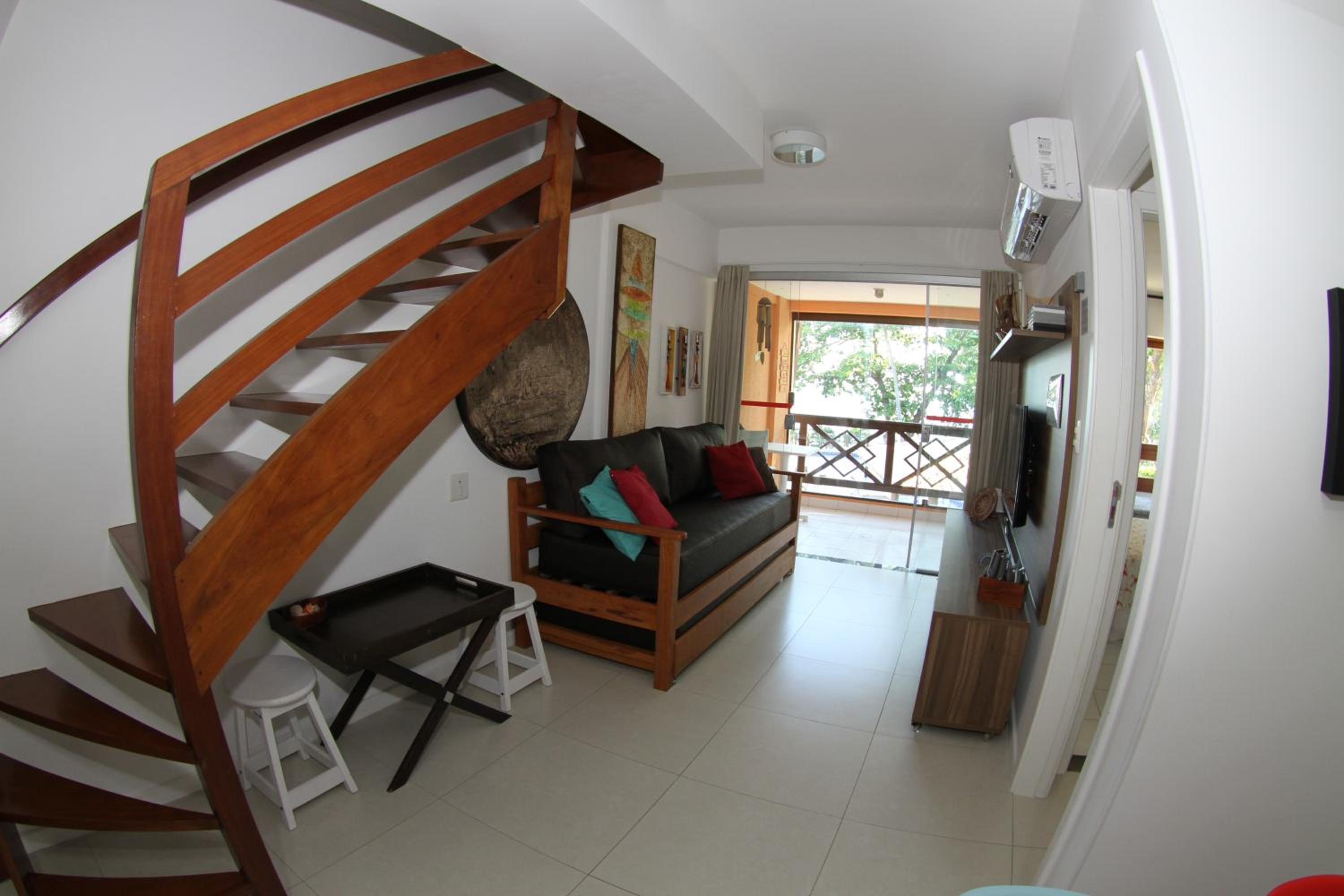 Duplex na Praia do Forte de frente para o mar!