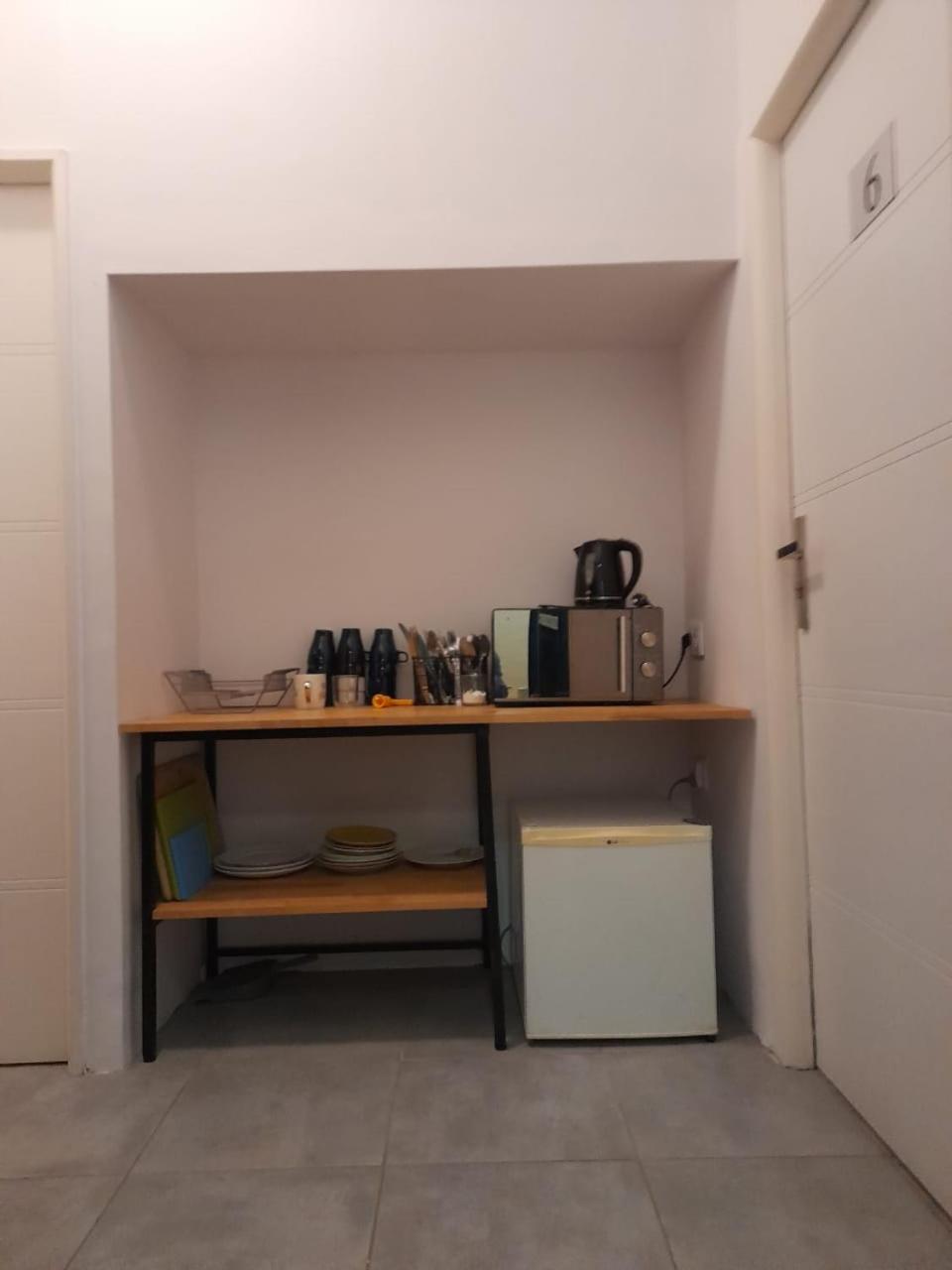 Photo 6