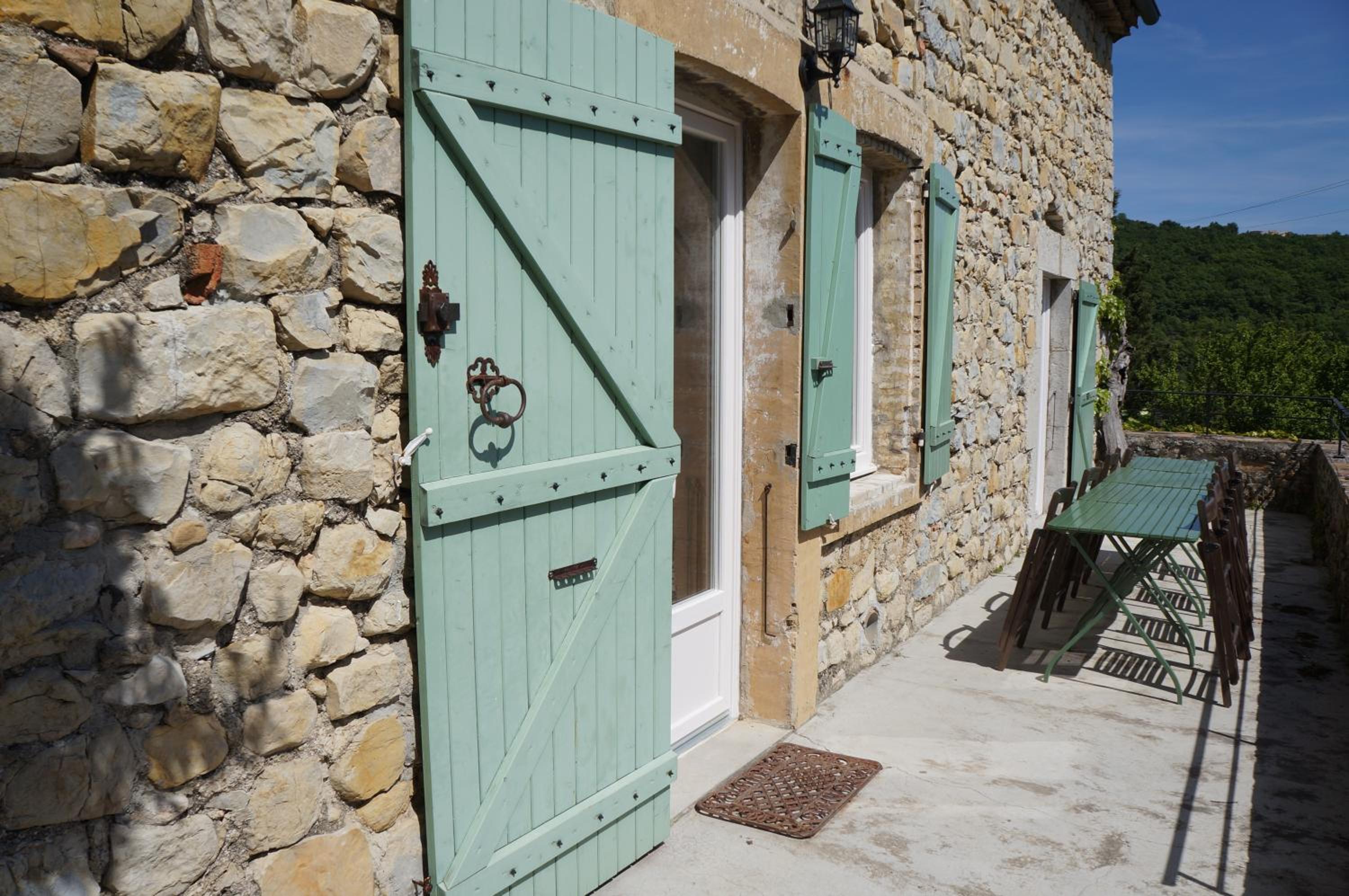 Le Mas de Baraud view 3