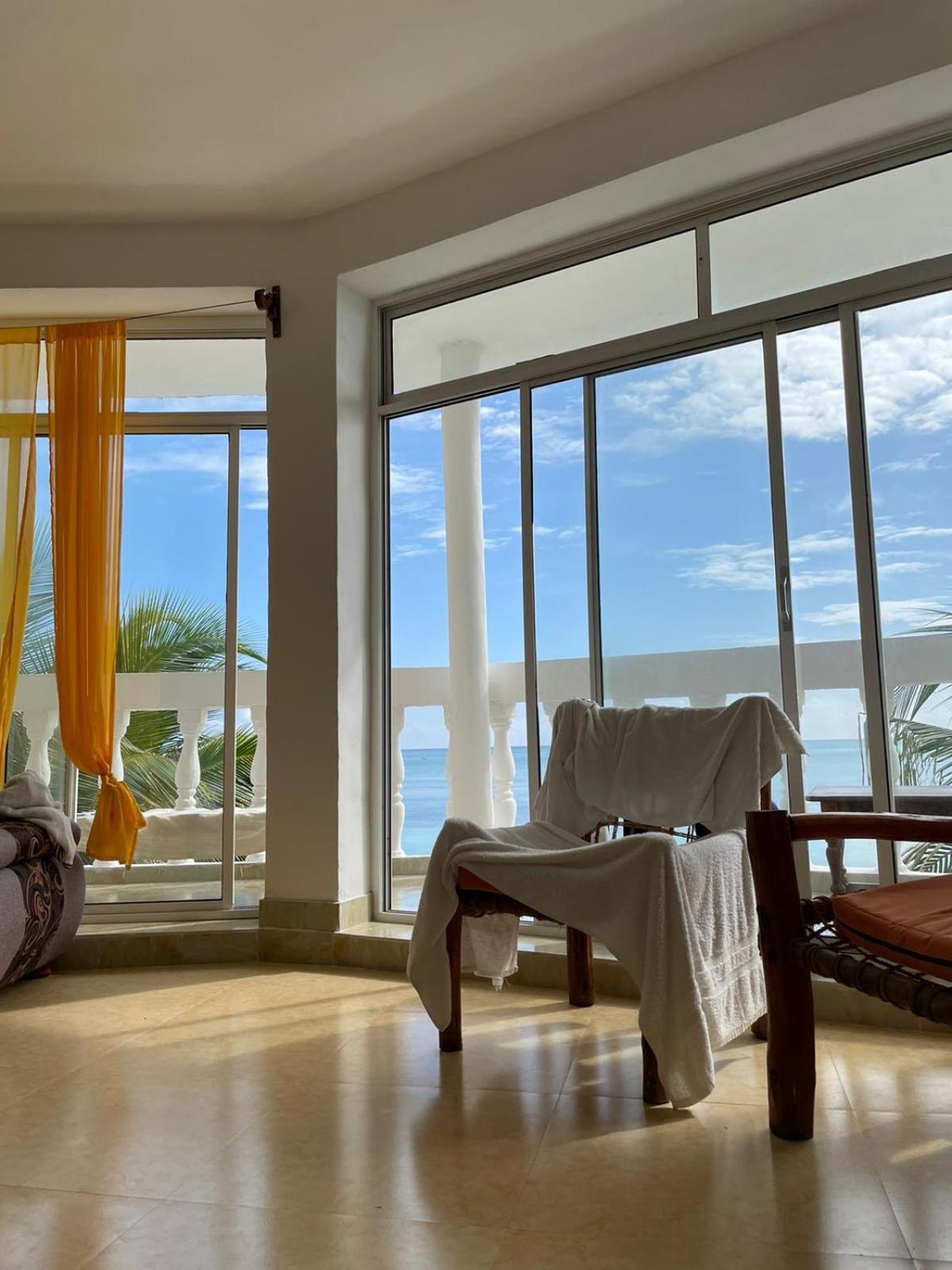 Villa Mina beachhouse
