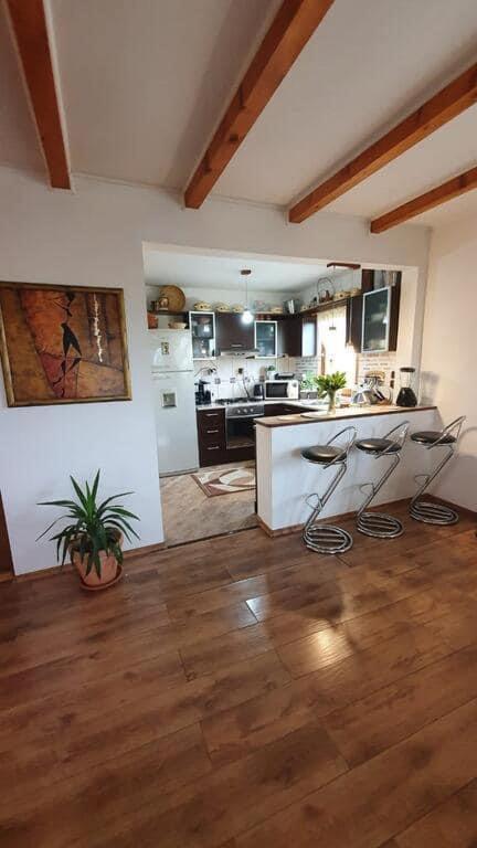 Casuta-Lacului view 5