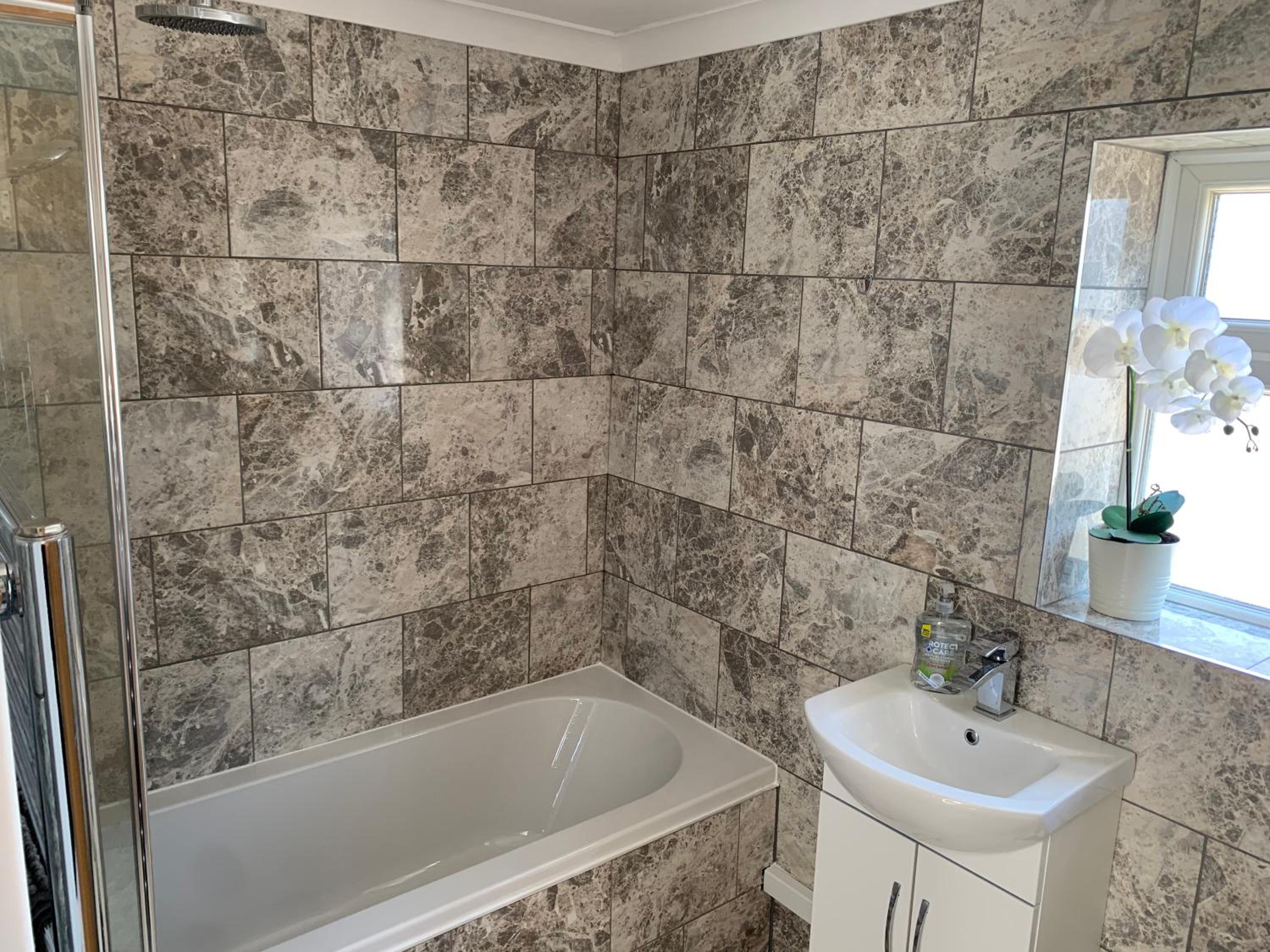 Newmarket Vacations - Eclipse Apartment No 3 - Property Image 6