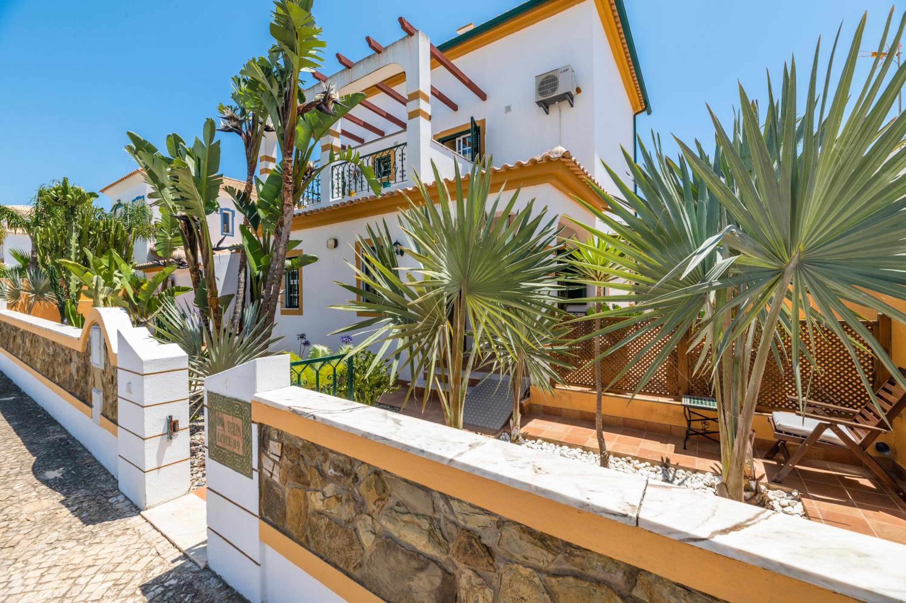 Hotel Riad Serpa Galé - Luxury, private pool, AC, wifi, 5 min from the beach - Image 1