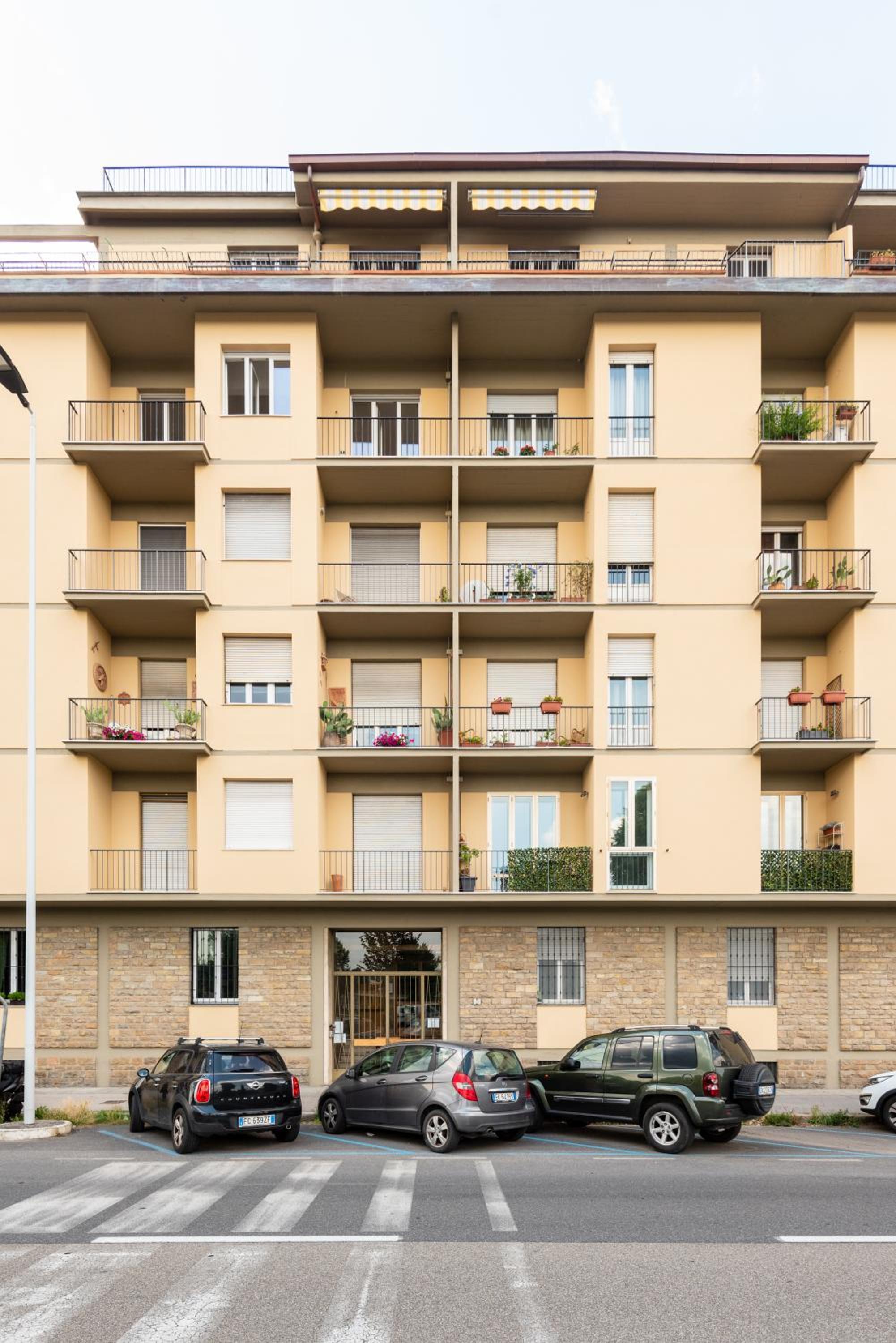 Arno River view Apartment Terraces, Free Parking