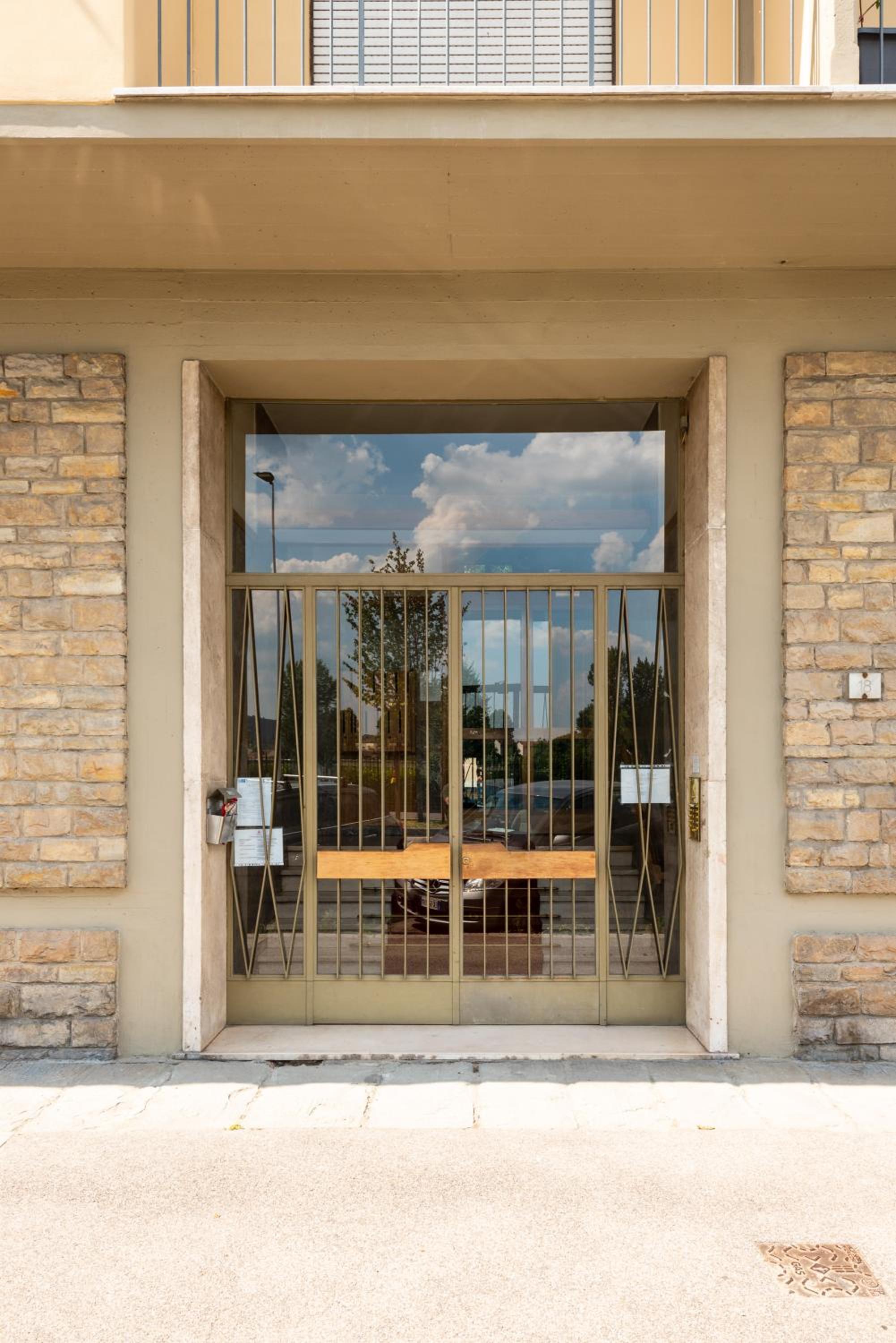 Arno River view Apartment Terraces, Free Parking