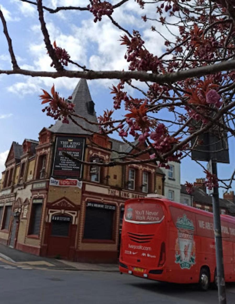 Brownlows Inn Guest House formerly The King Harry Accommodation