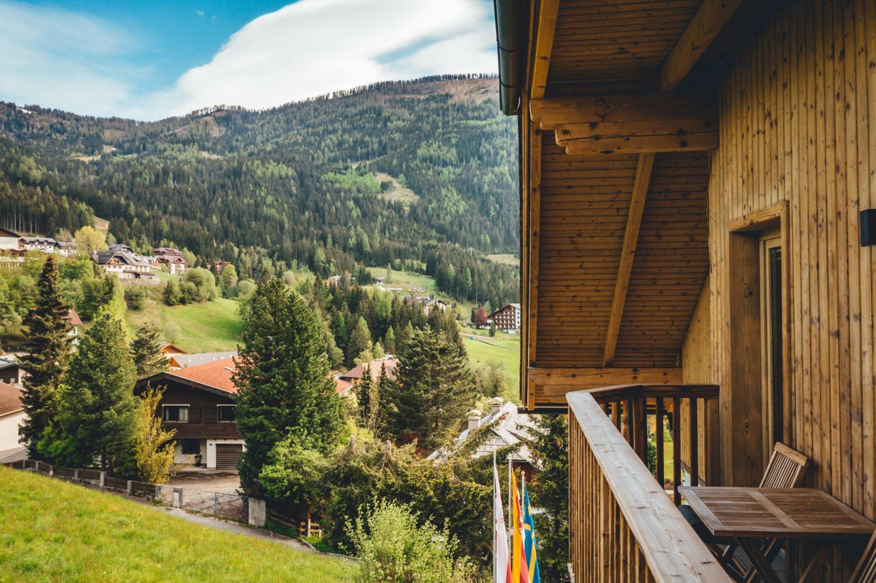 Nordic Lodge - Suite Hotel