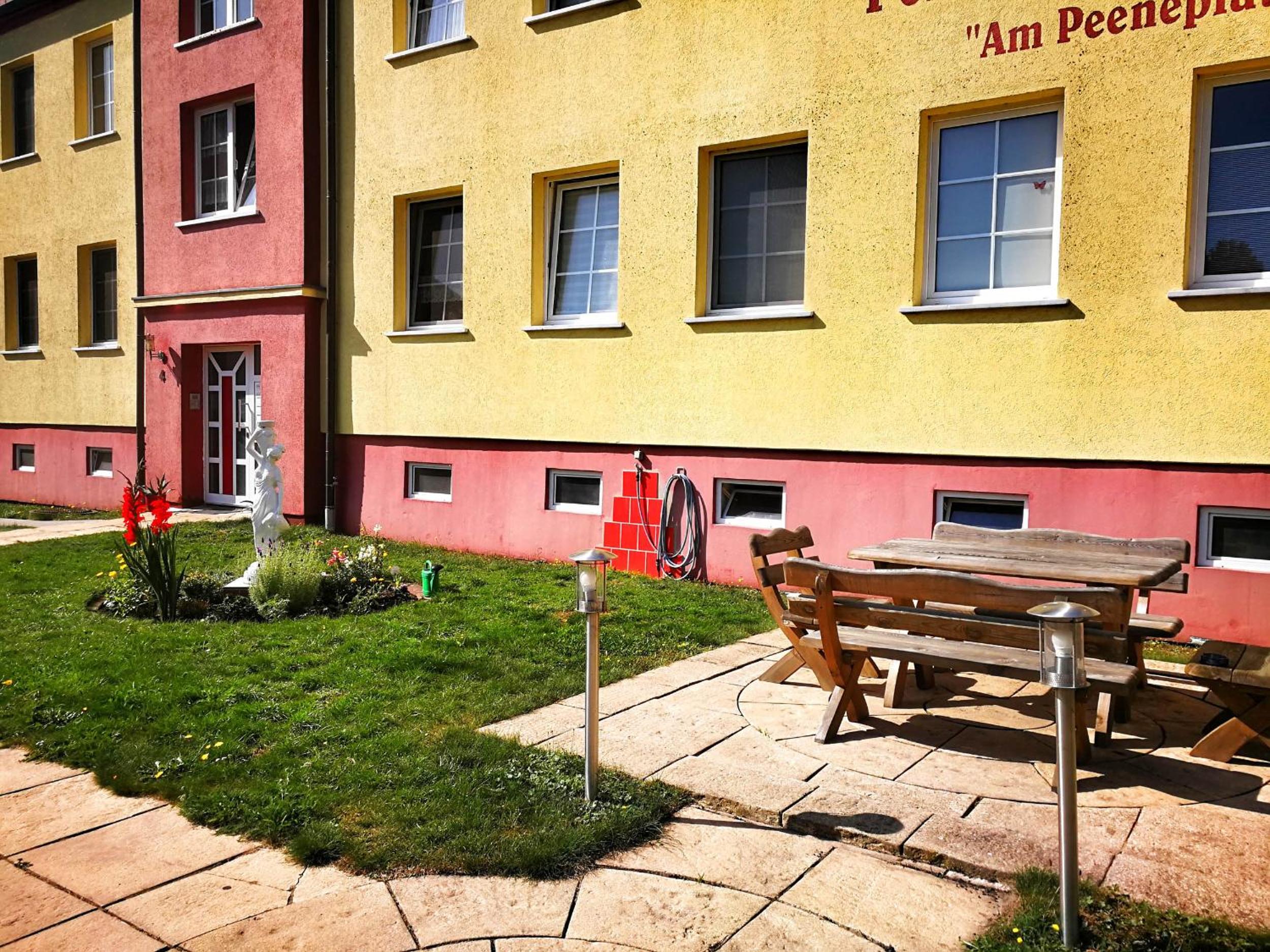 Photo 11