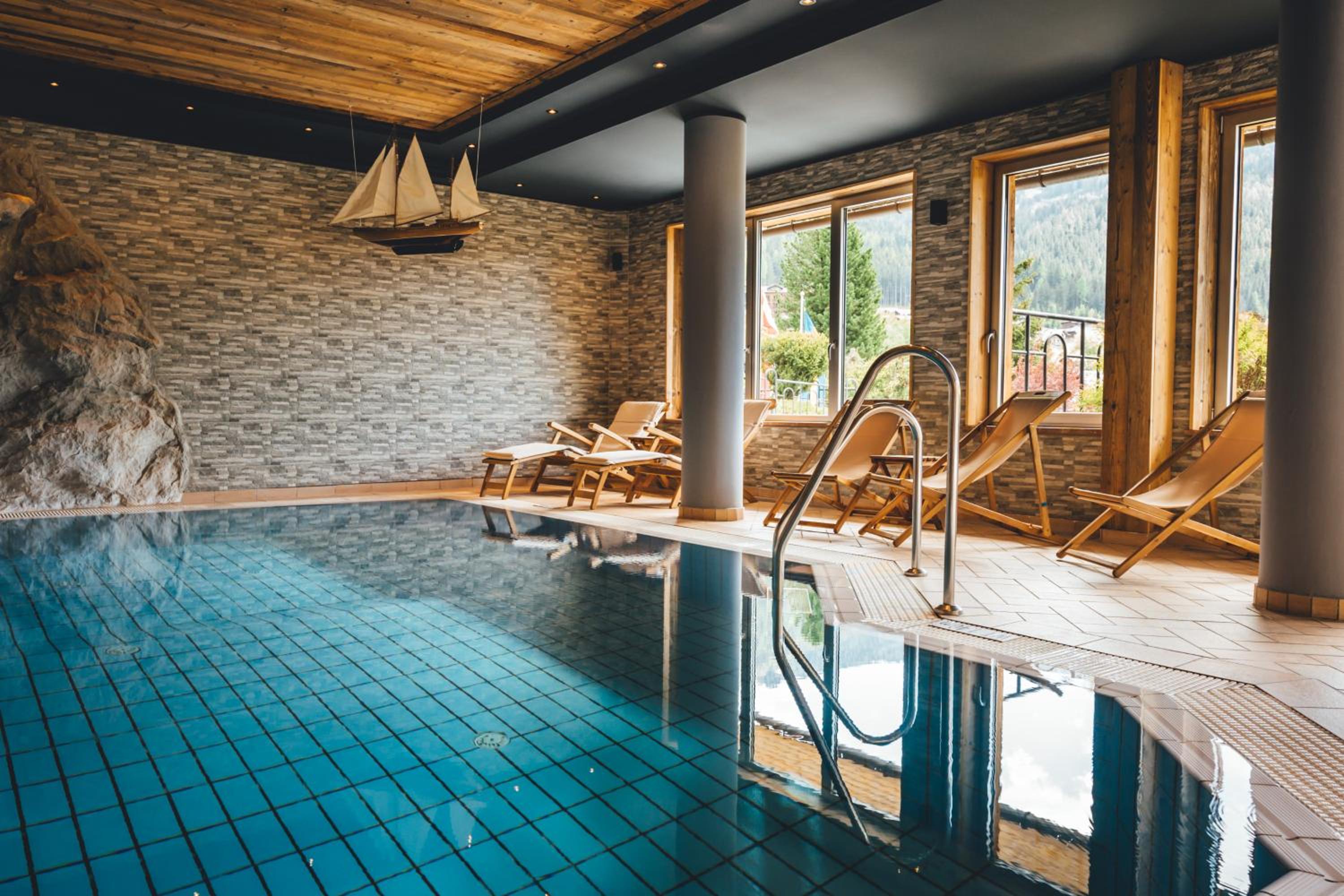 Nordic Lodge - Suite Hotel