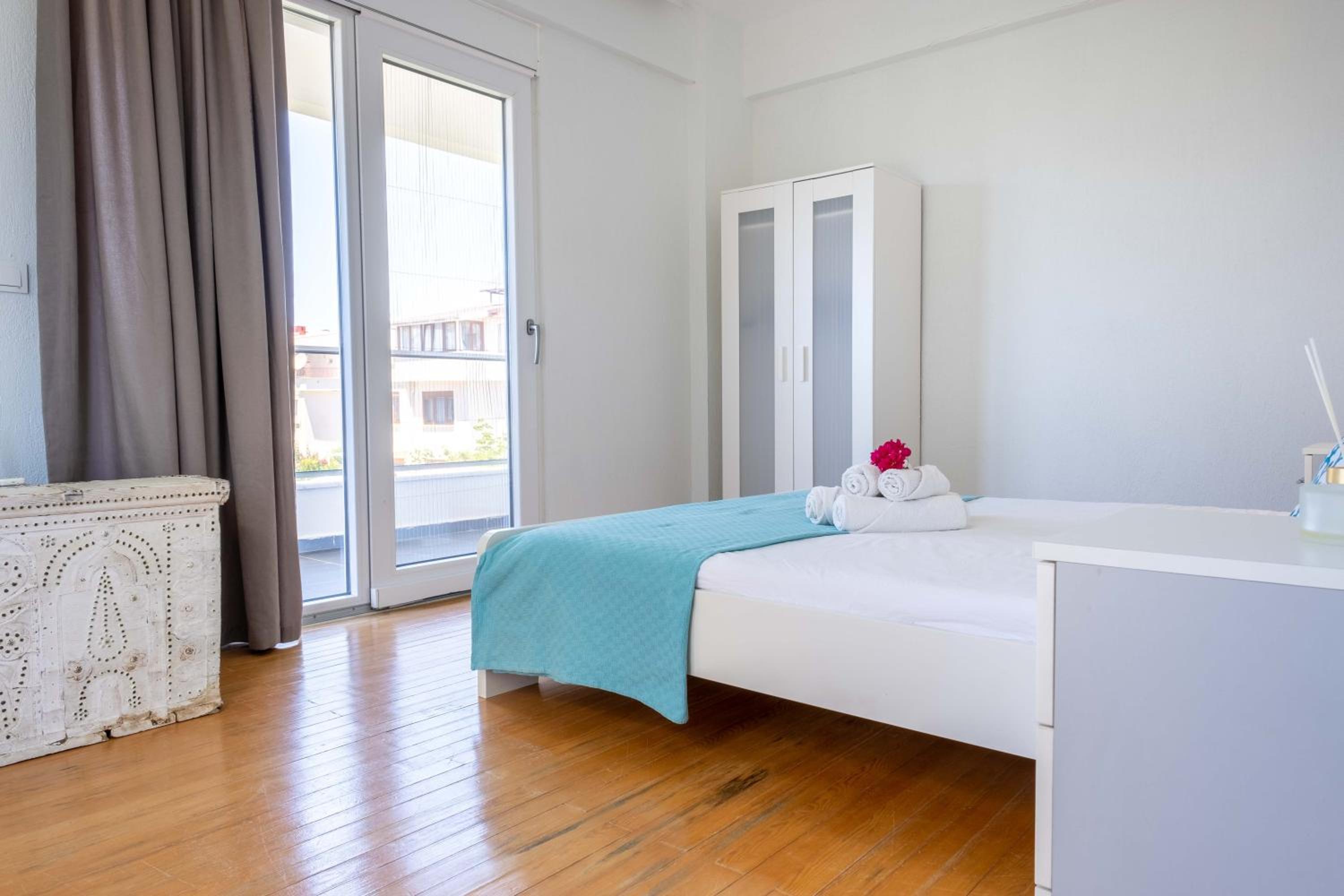 EV Apartments