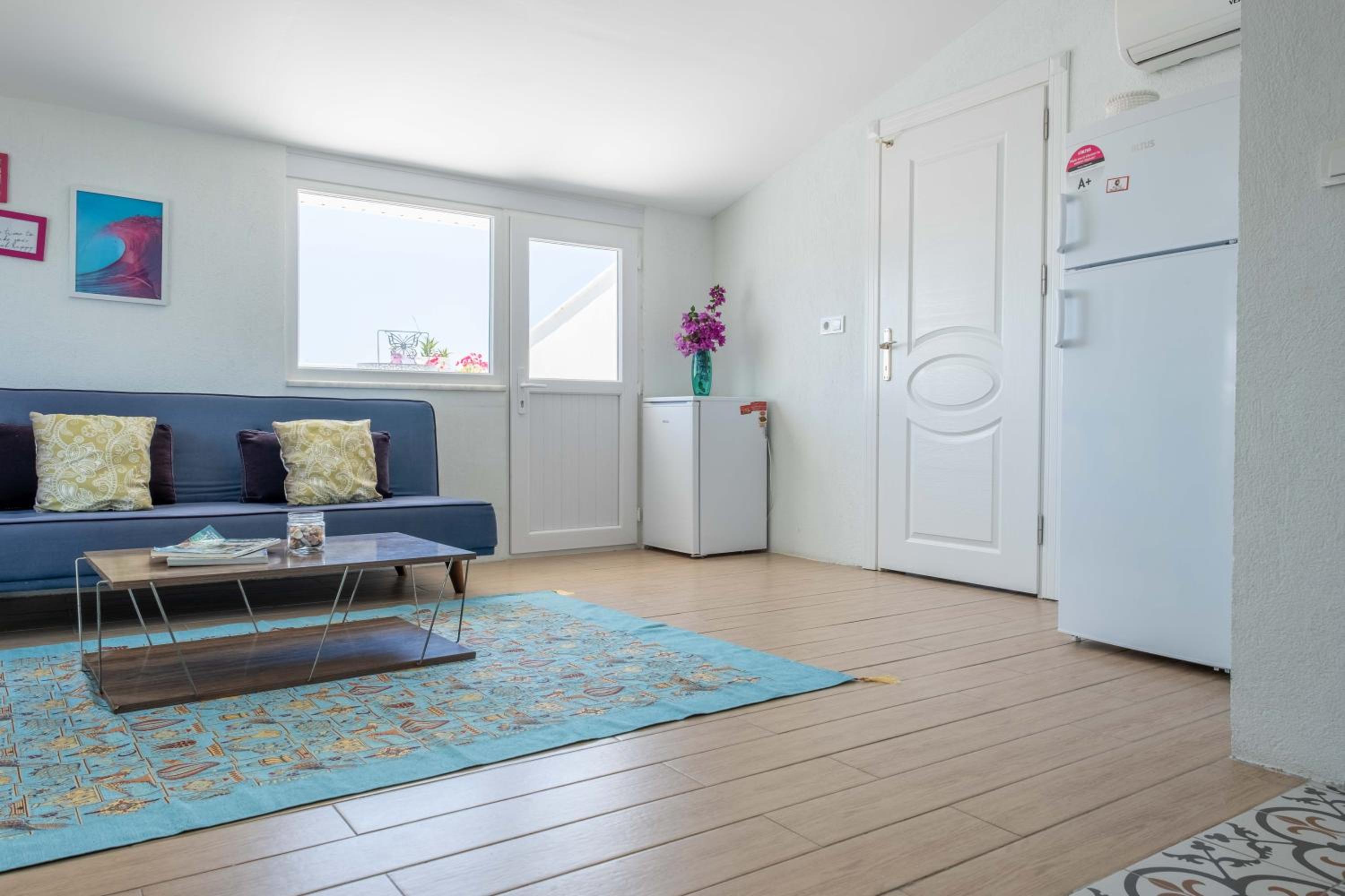 EV Apartments