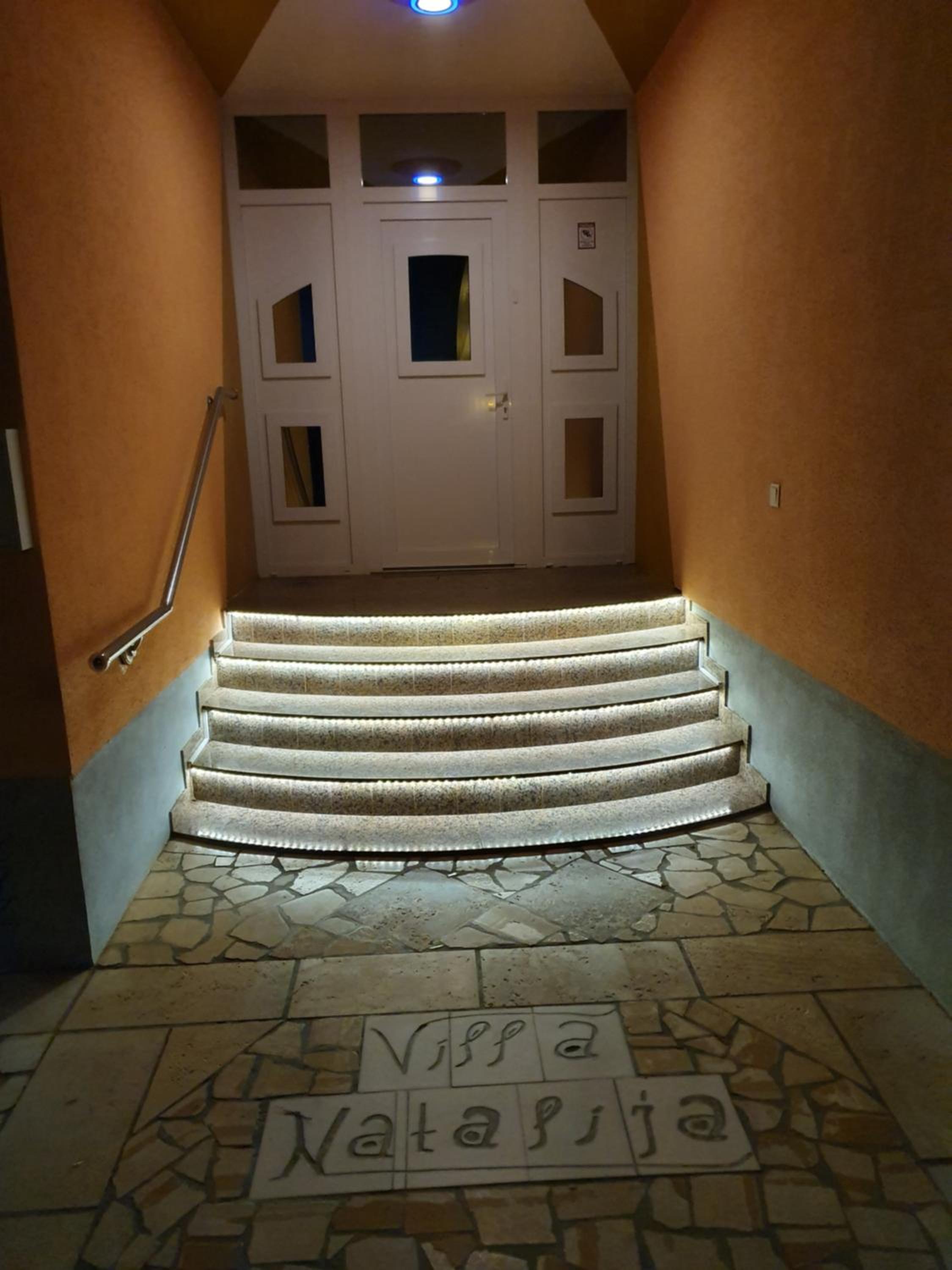 Photo 45