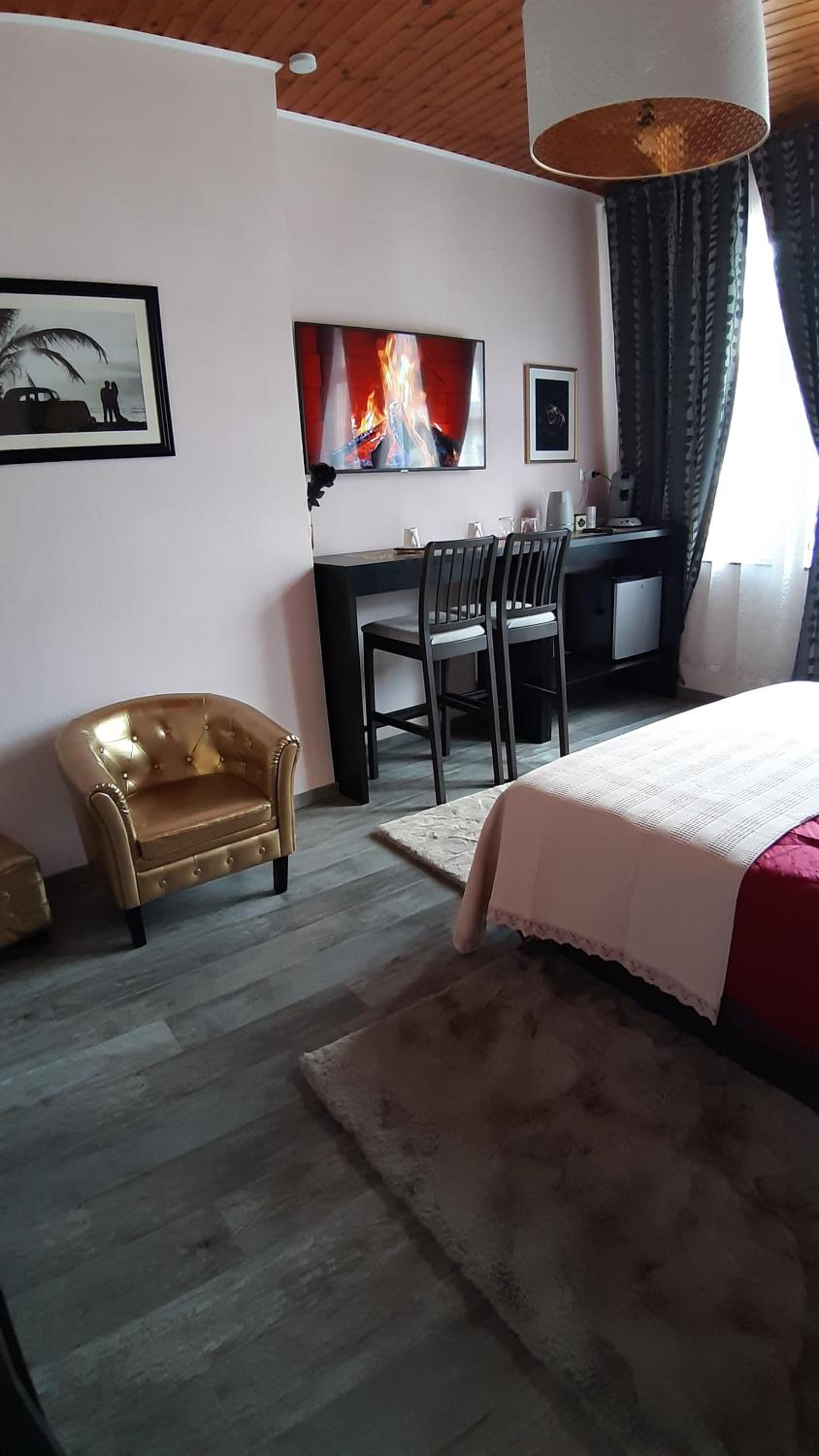Room De LUX SPA " TABARKA "