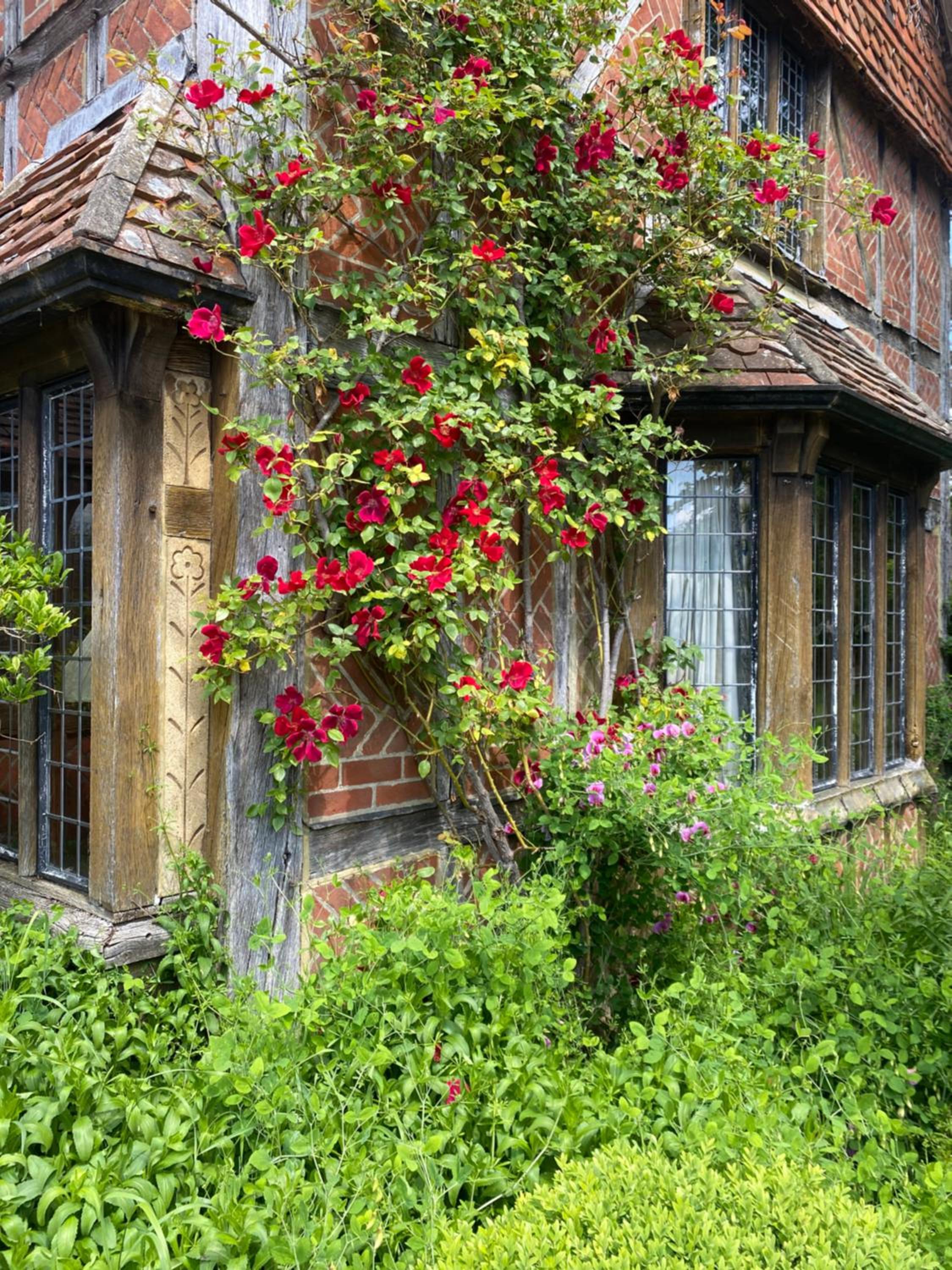 Horley Vacations - Langshott Manor - Luxury Hotel Gatwick - Property Image 4