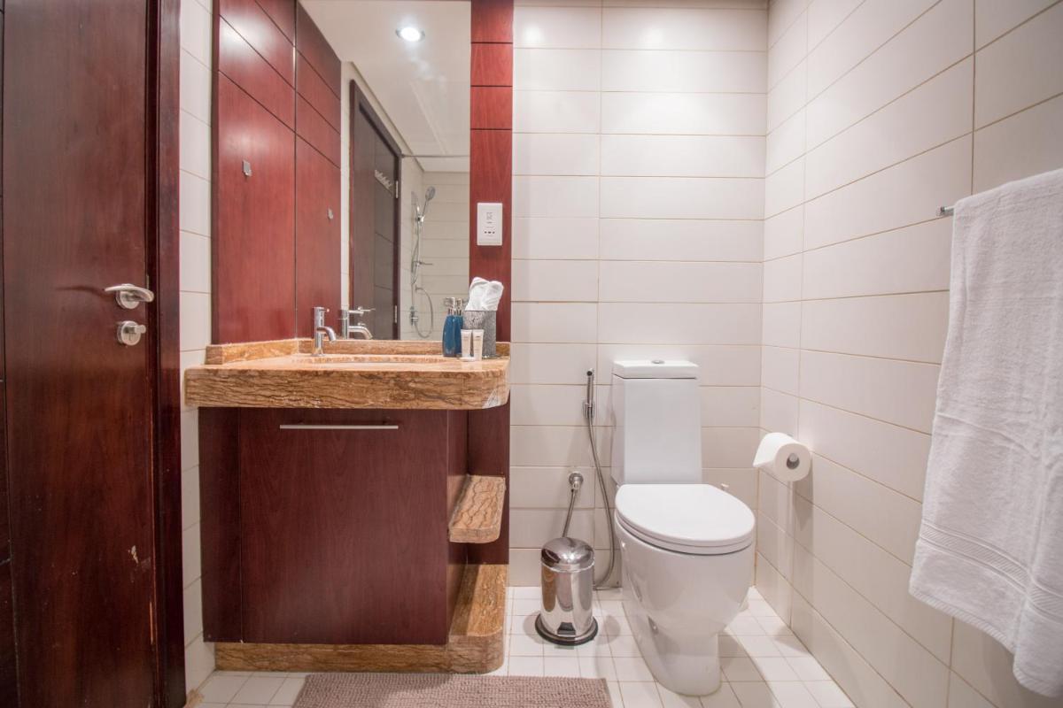Luxury studio at Downtown! Full Burj Khalifa View! Burj Views L