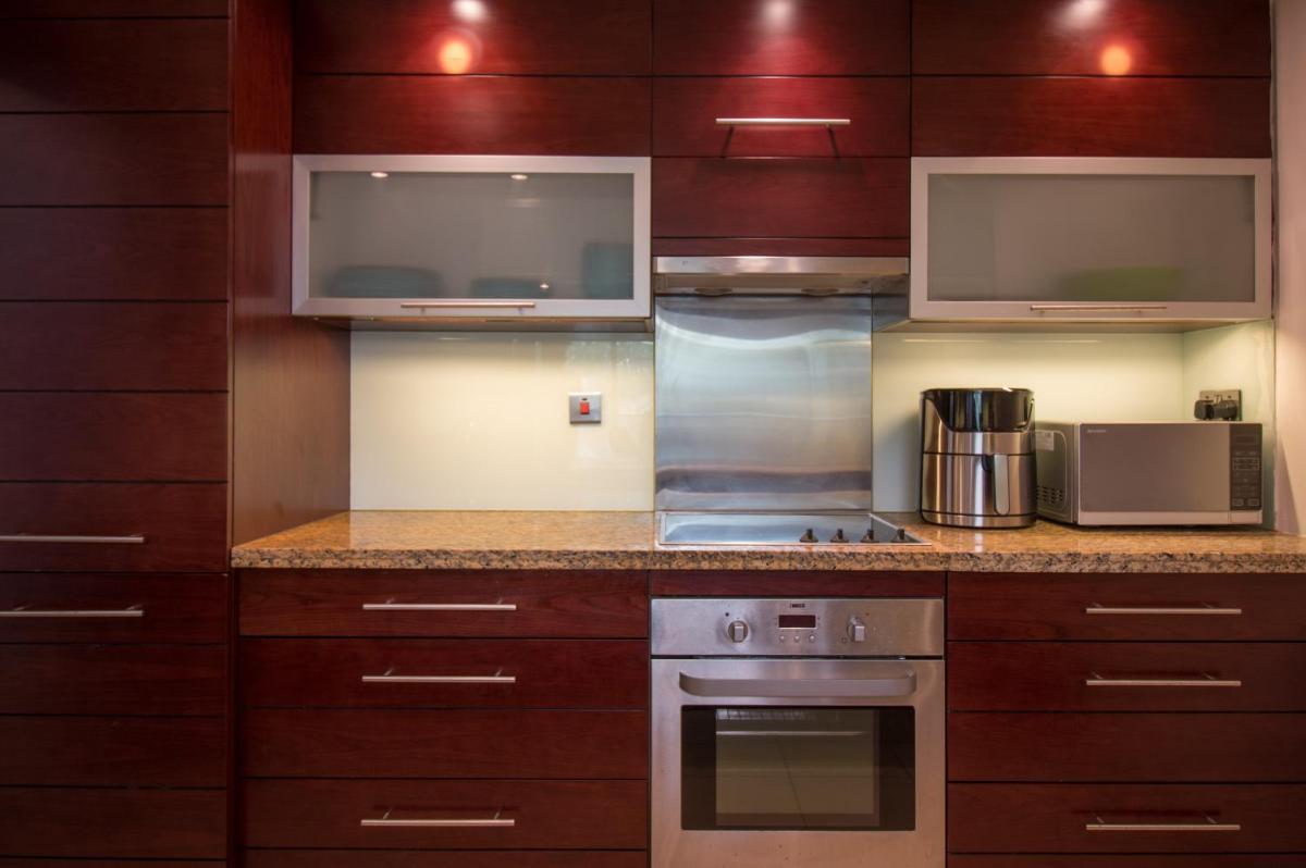 Luxury studio at Downtown! Full Burj Khalifa View! Burj Views L