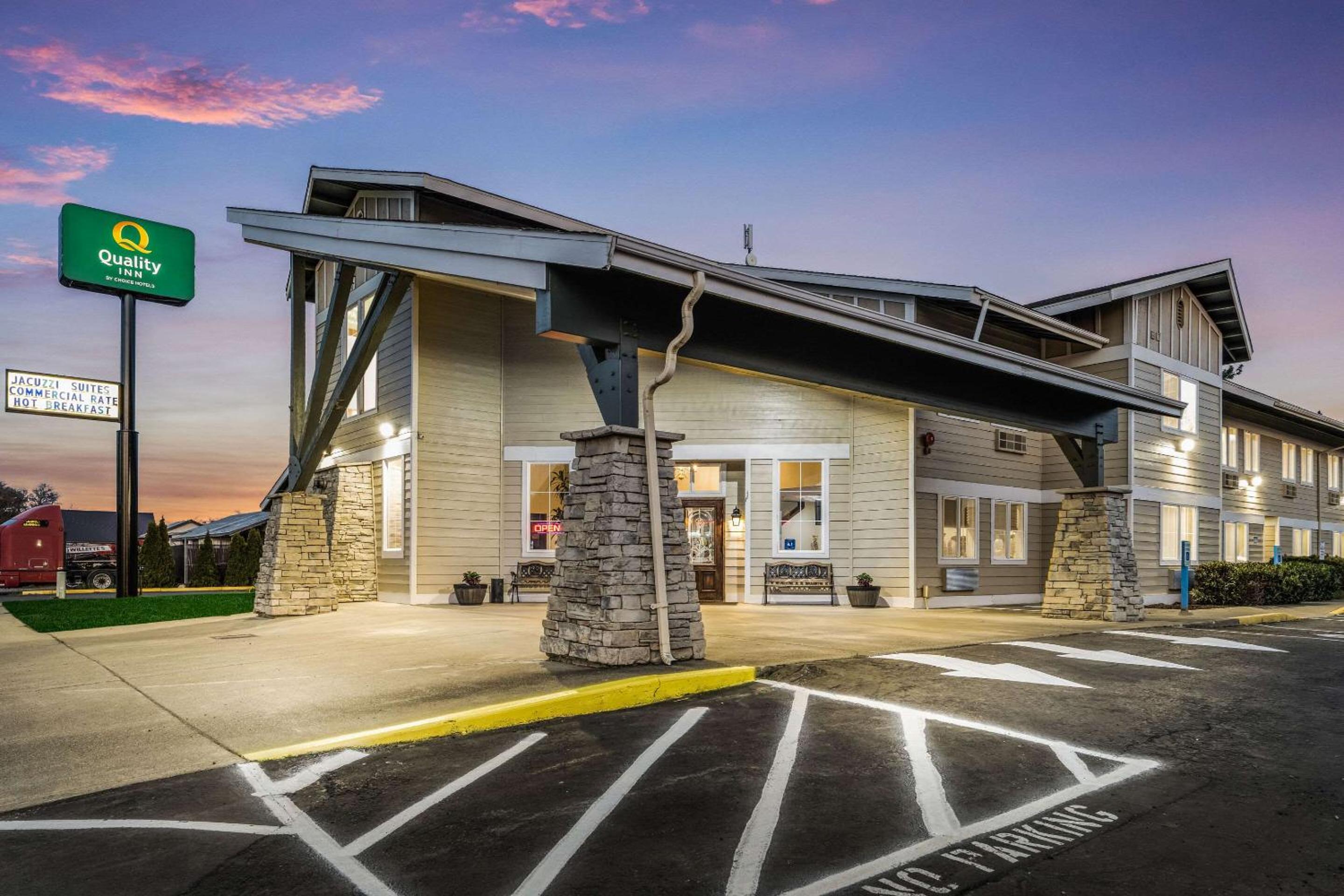 Quality Inn Cle Elum-Ellensburg - Property Image 11