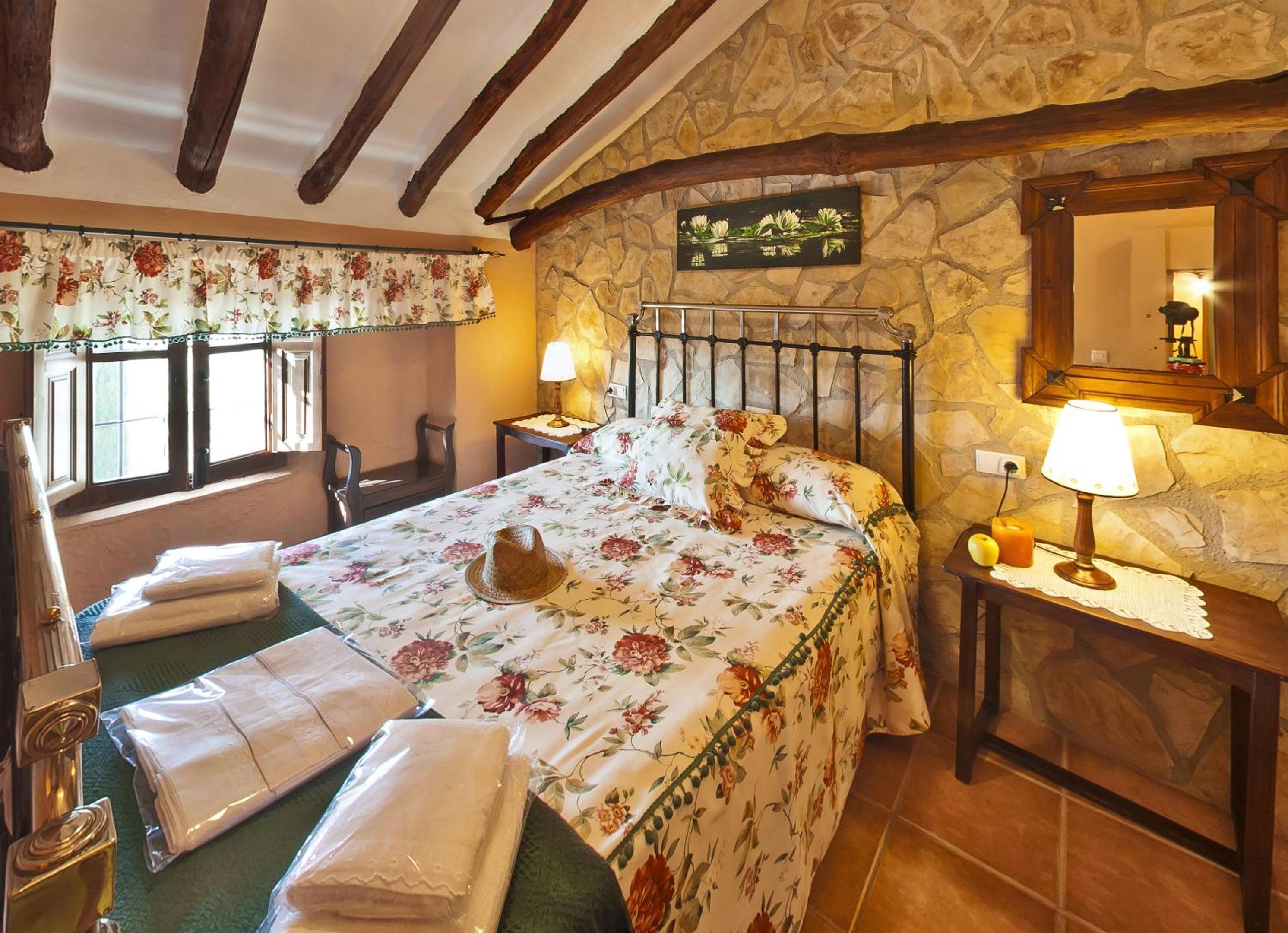 Elegant Villa in Priego de Córdoba with Private Pool