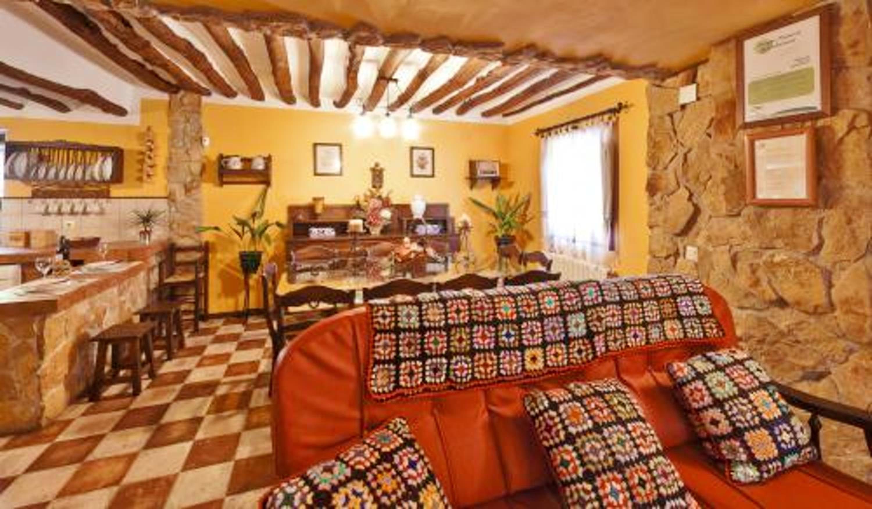 Elegant Villa in Priego de Córdoba with Private Pool