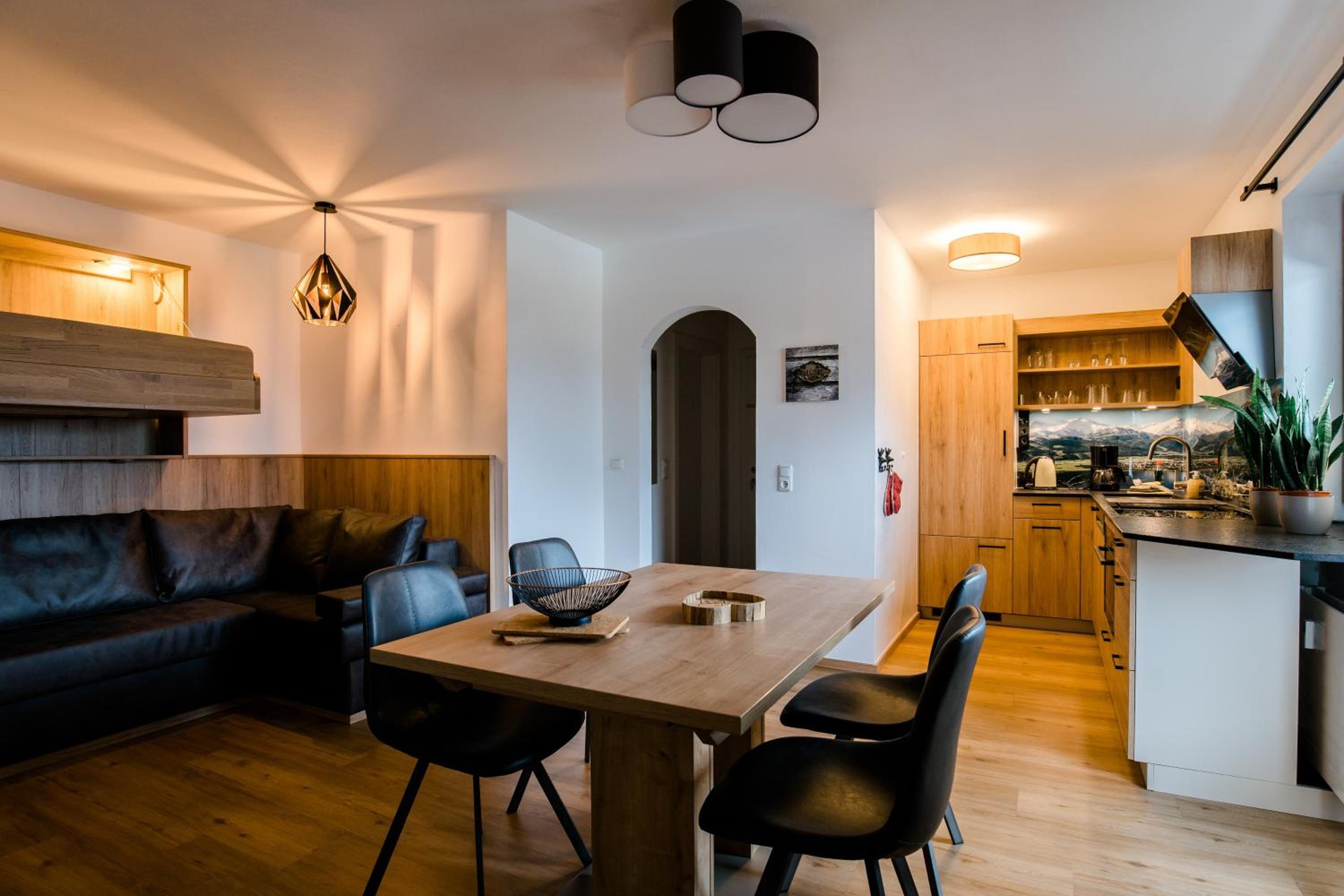 Alm Appartements ZellamSee view 4