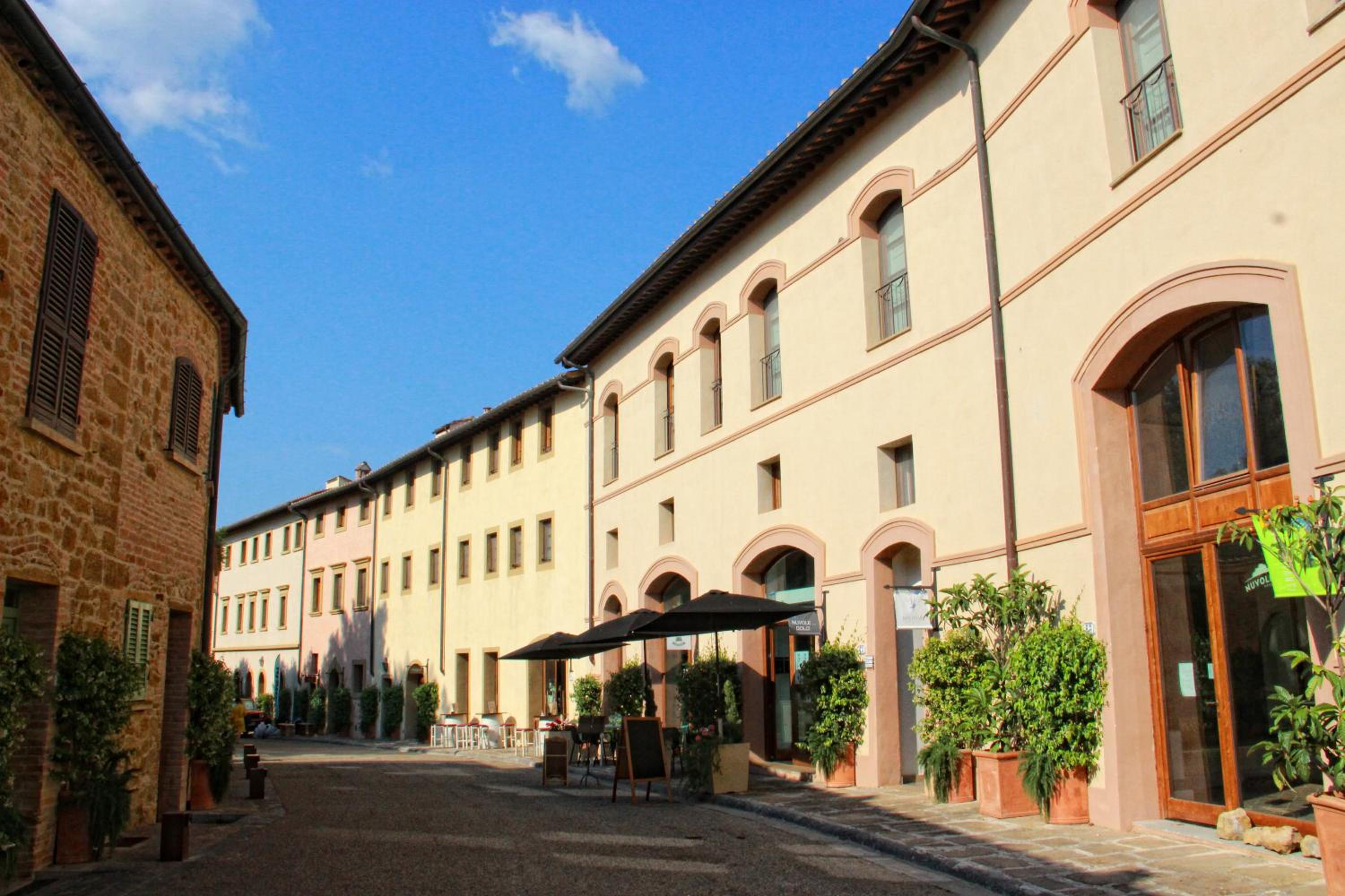 Casa Valentino view 5