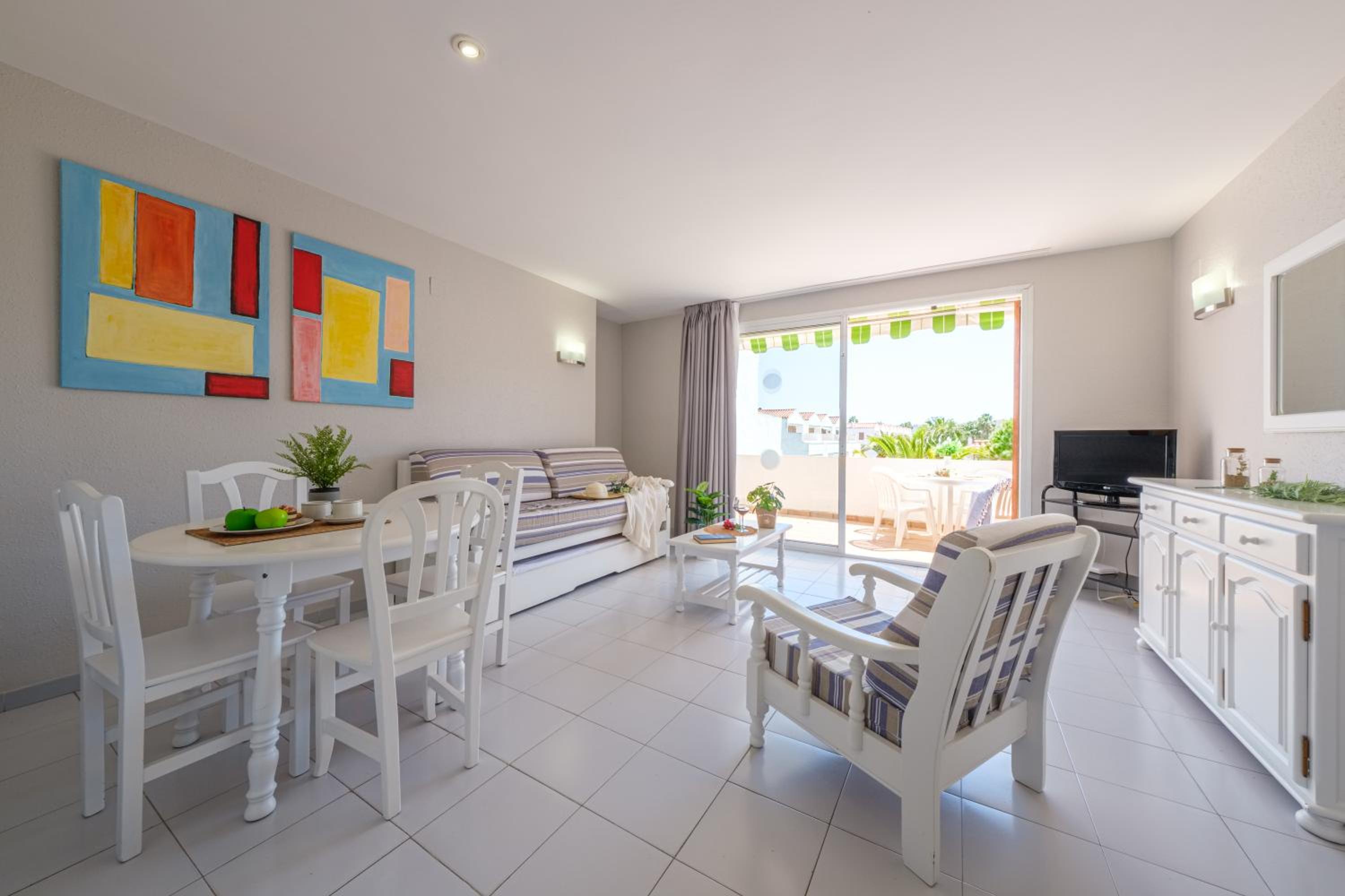 Apartamentos Estival Park