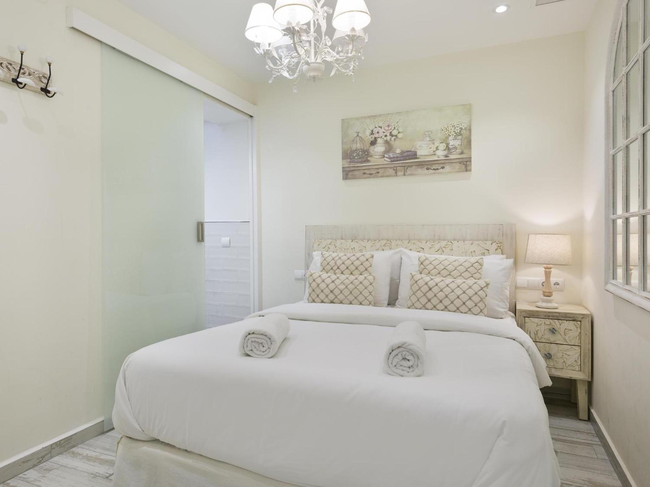 Sitges Spaces Mediterranean Apartments 5 Bedrooms, 4 Bathrooms, 75M2 Terrace, Centre Sitges- Sleeps 11 photo 4