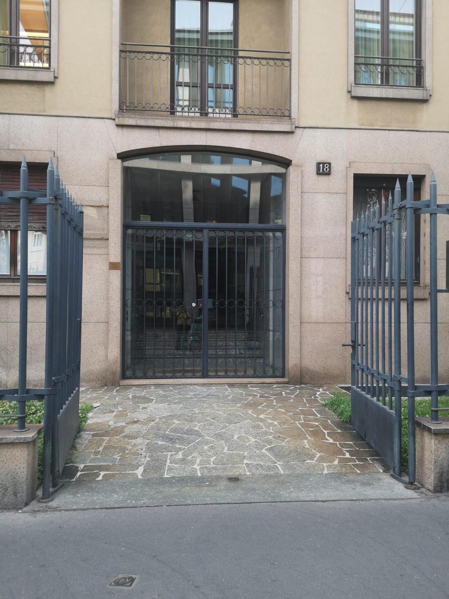 LA CASA COLORATA - Flats in Milan - Porta Romana