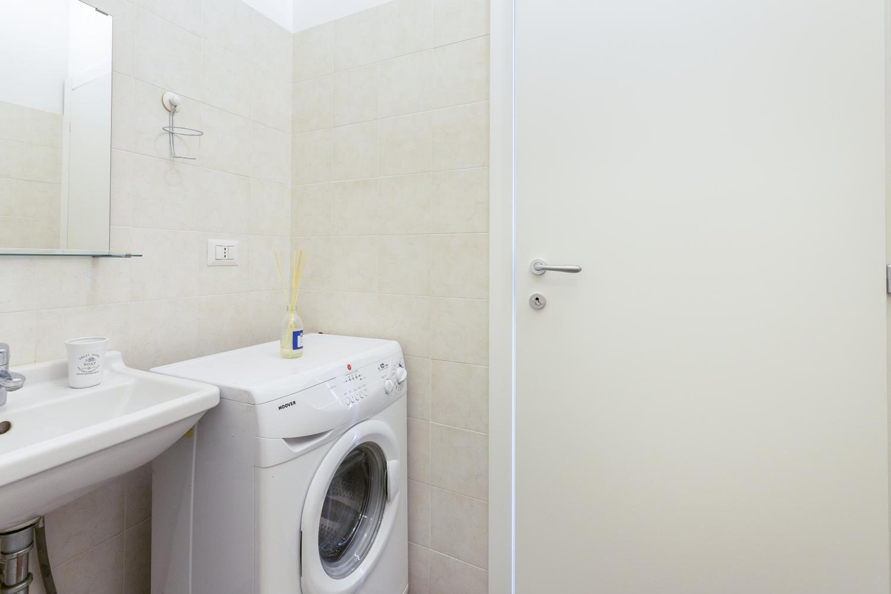 Alessia's Flat - Affori