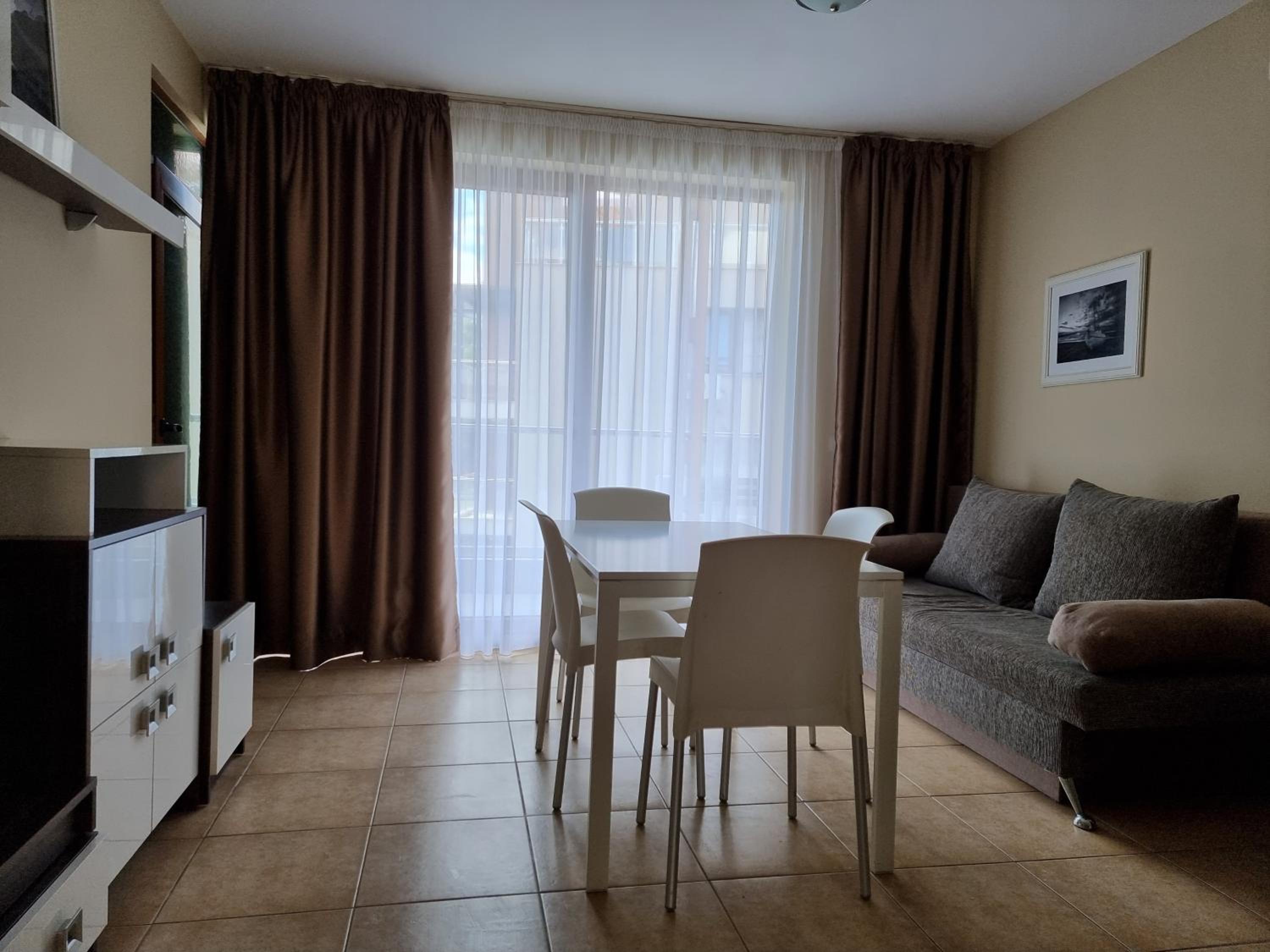 Kiara Apartments