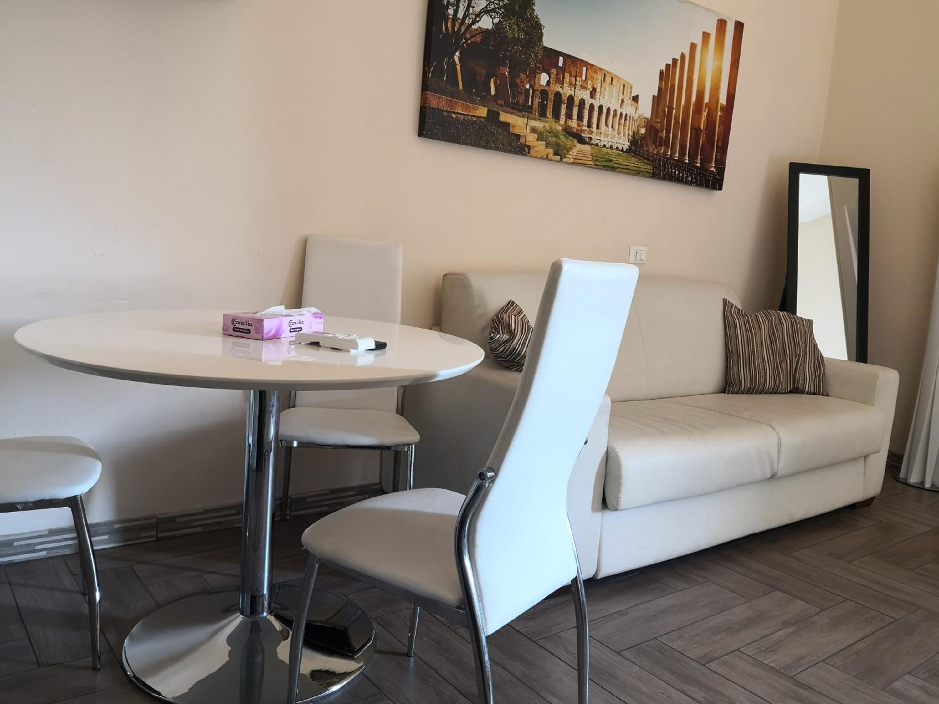 Napoleone Suite