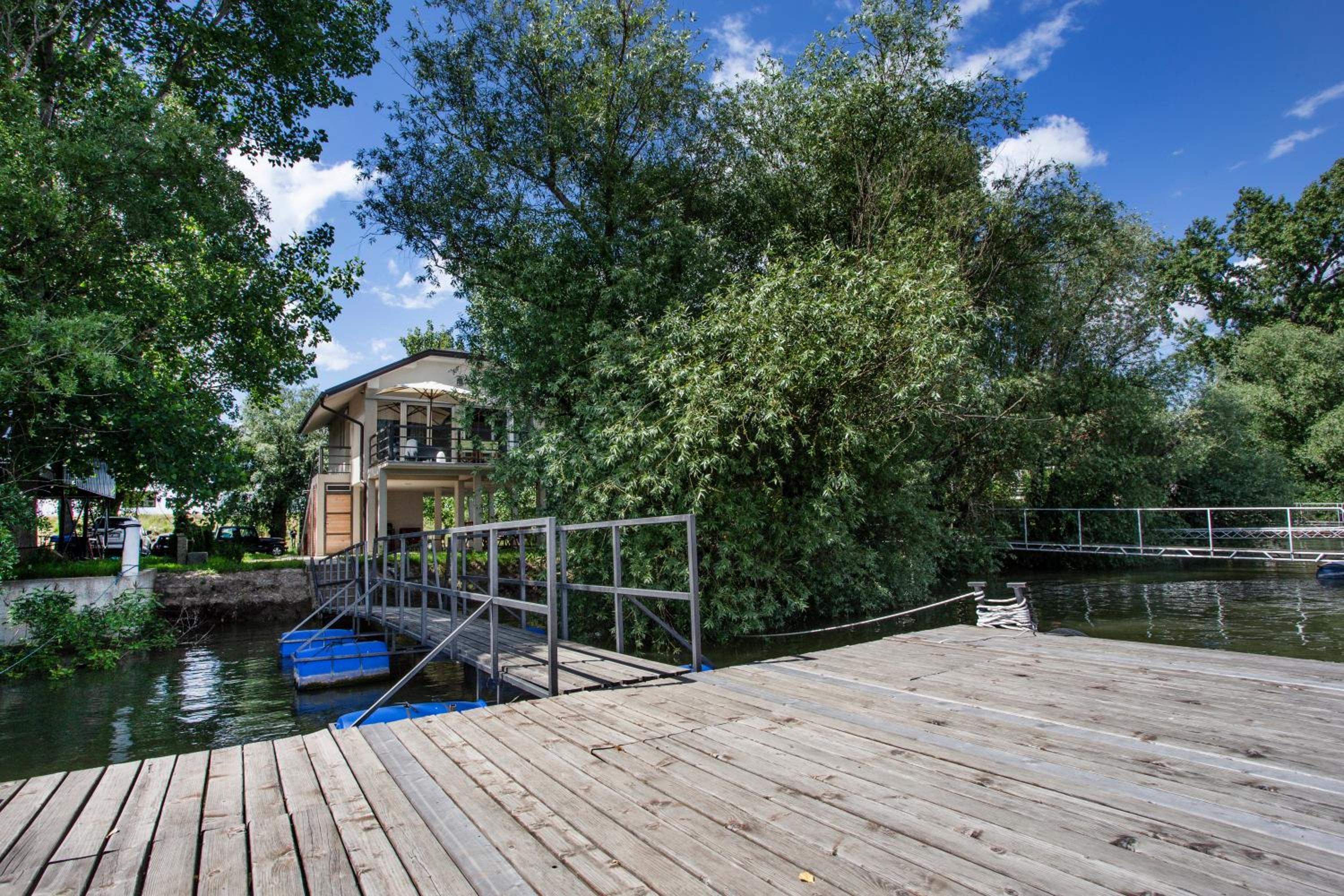 River house Grana view 4