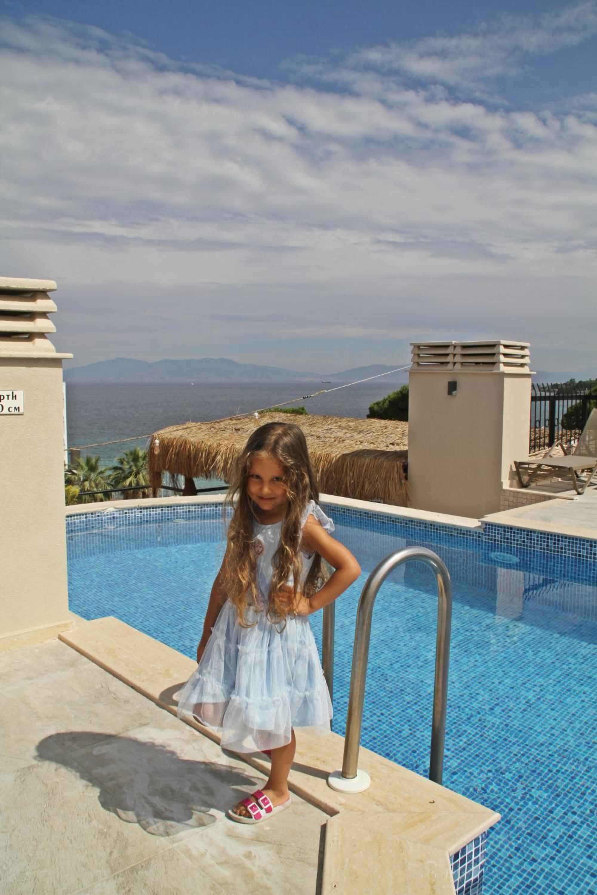 Rosy Suites Hotel - Image 65