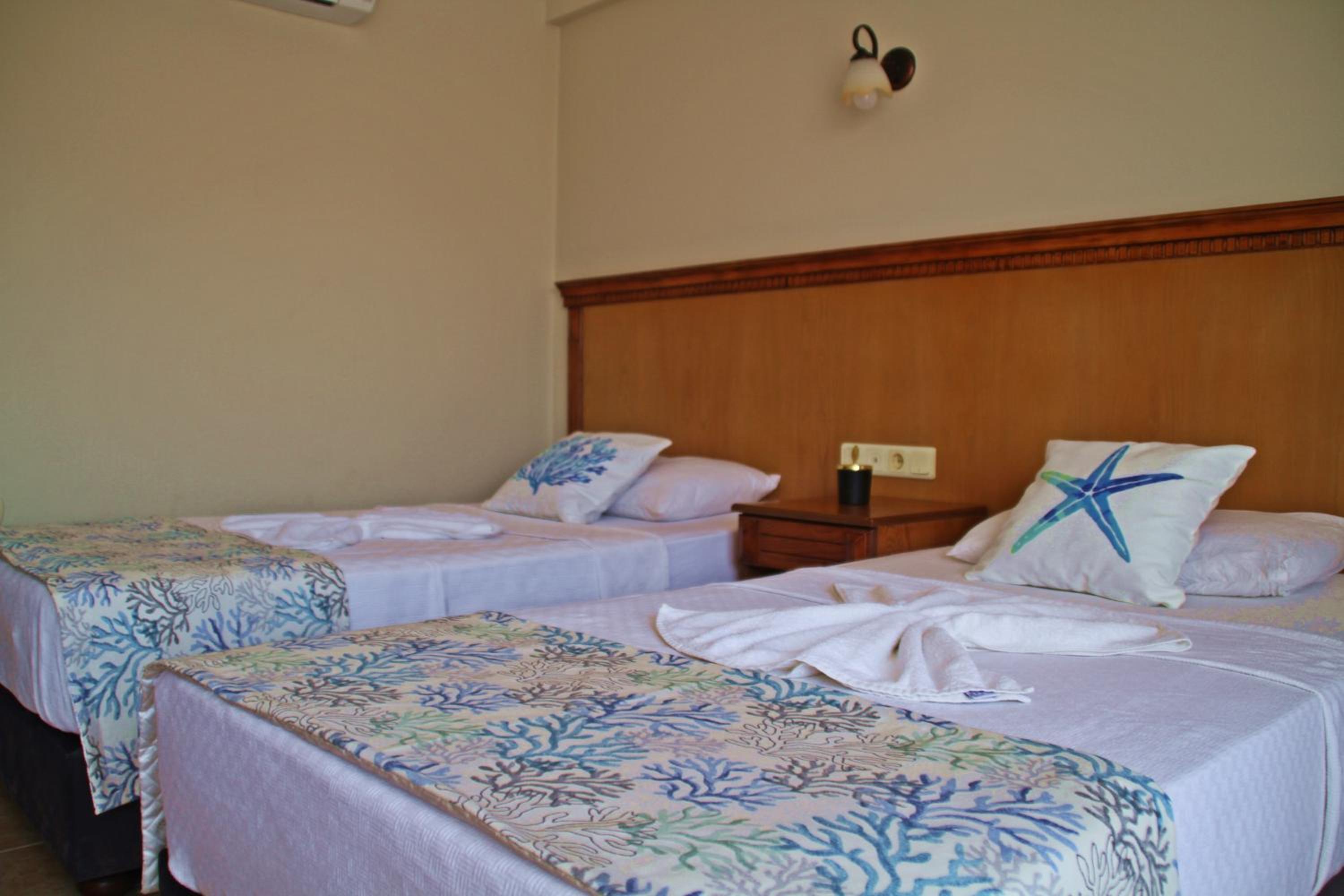 Rosy Suites Hotel - Image 88