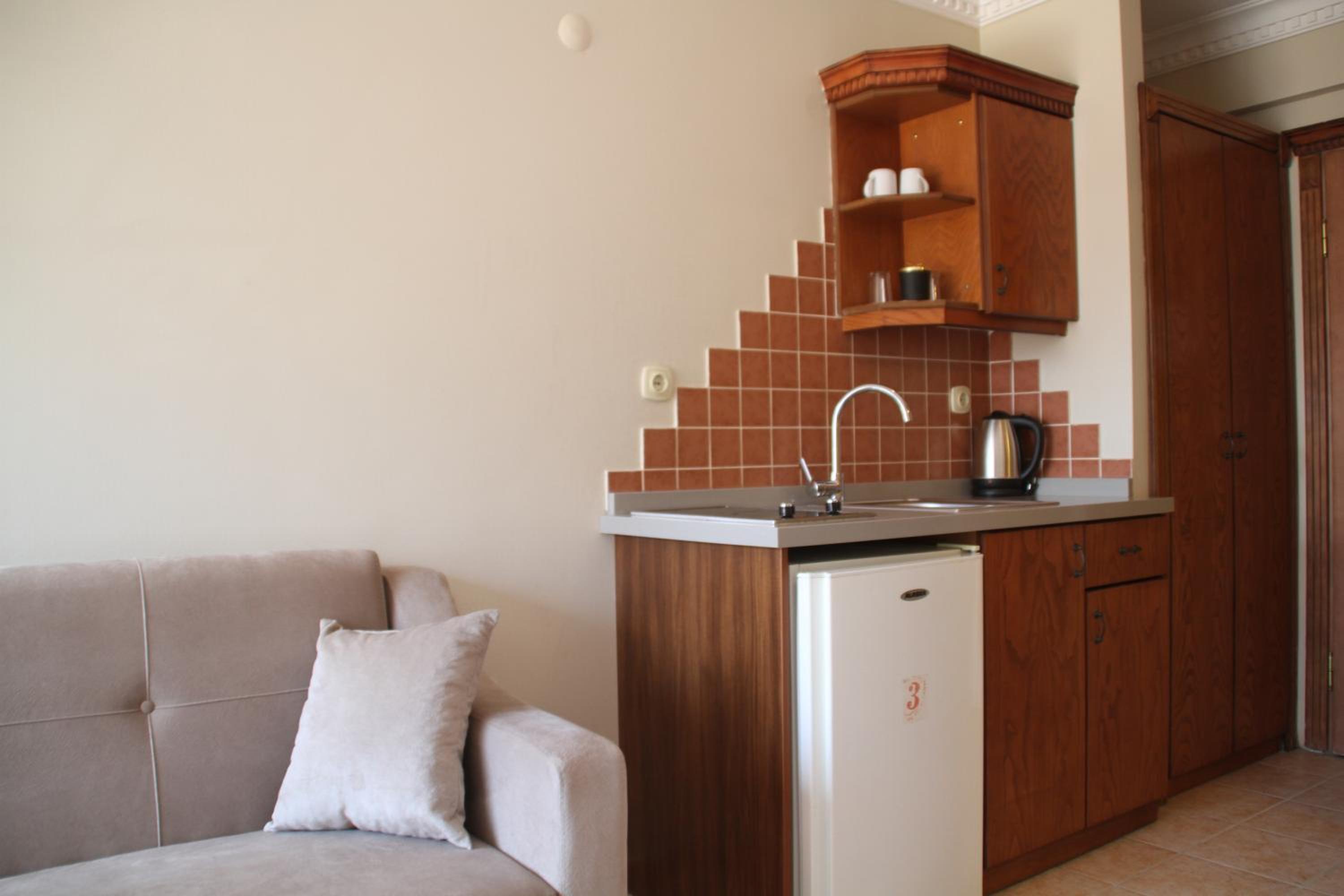 Rosy Suites Hotel - Image 47