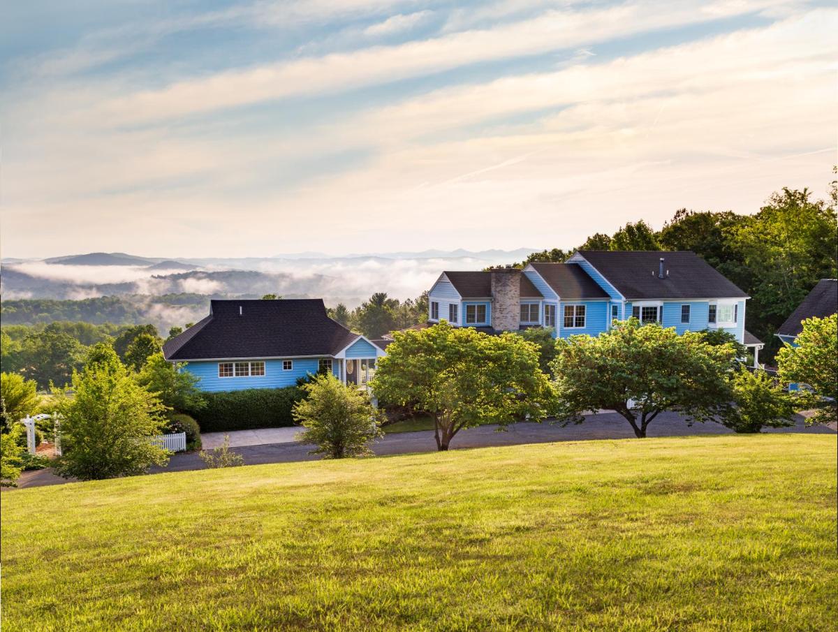 Hotel Brierley Hill Bed And Breakfast / Once Upon A Time Room